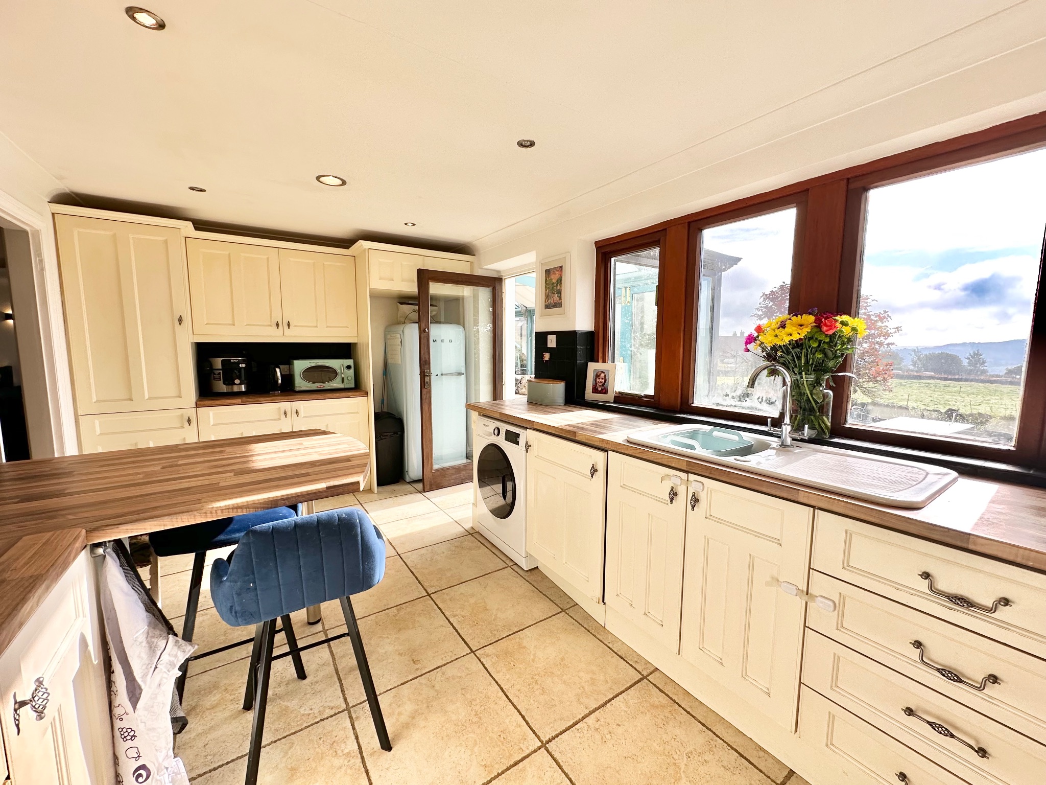 5 bedroom detached house SSTC in Heptonstall - Photograph 13.