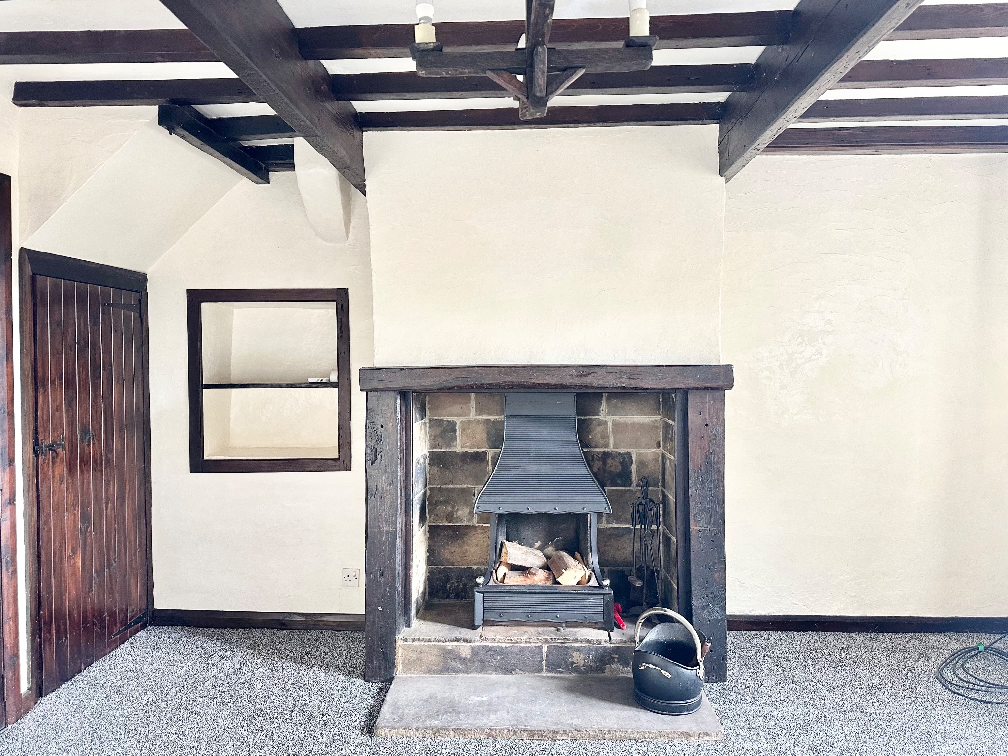 2 bedroom mid terraced house To Let in Hebden Bridge - Property photograph.