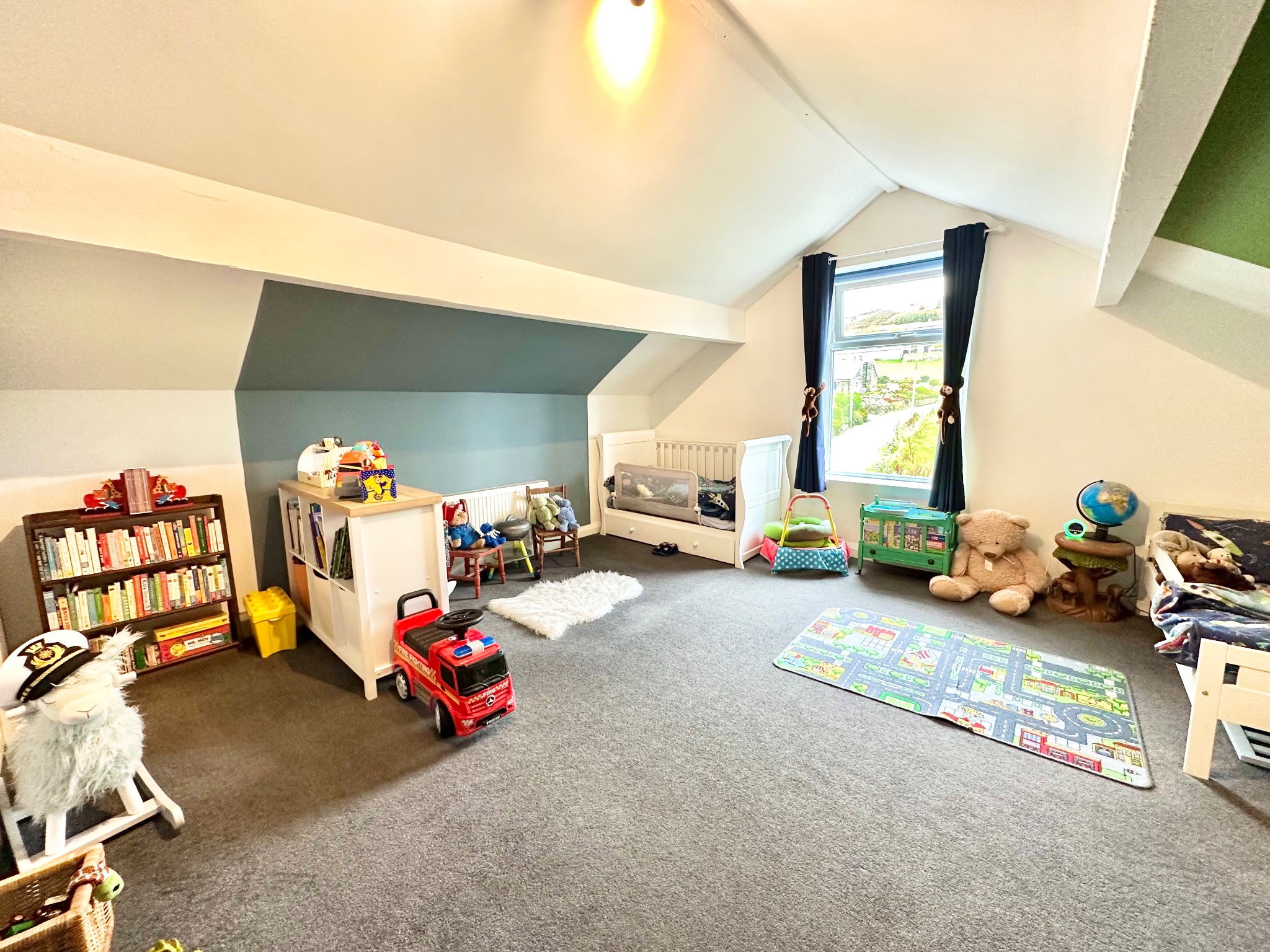 4 bedroom detached house SSTC in Hebden Bridge - Photograph 22.