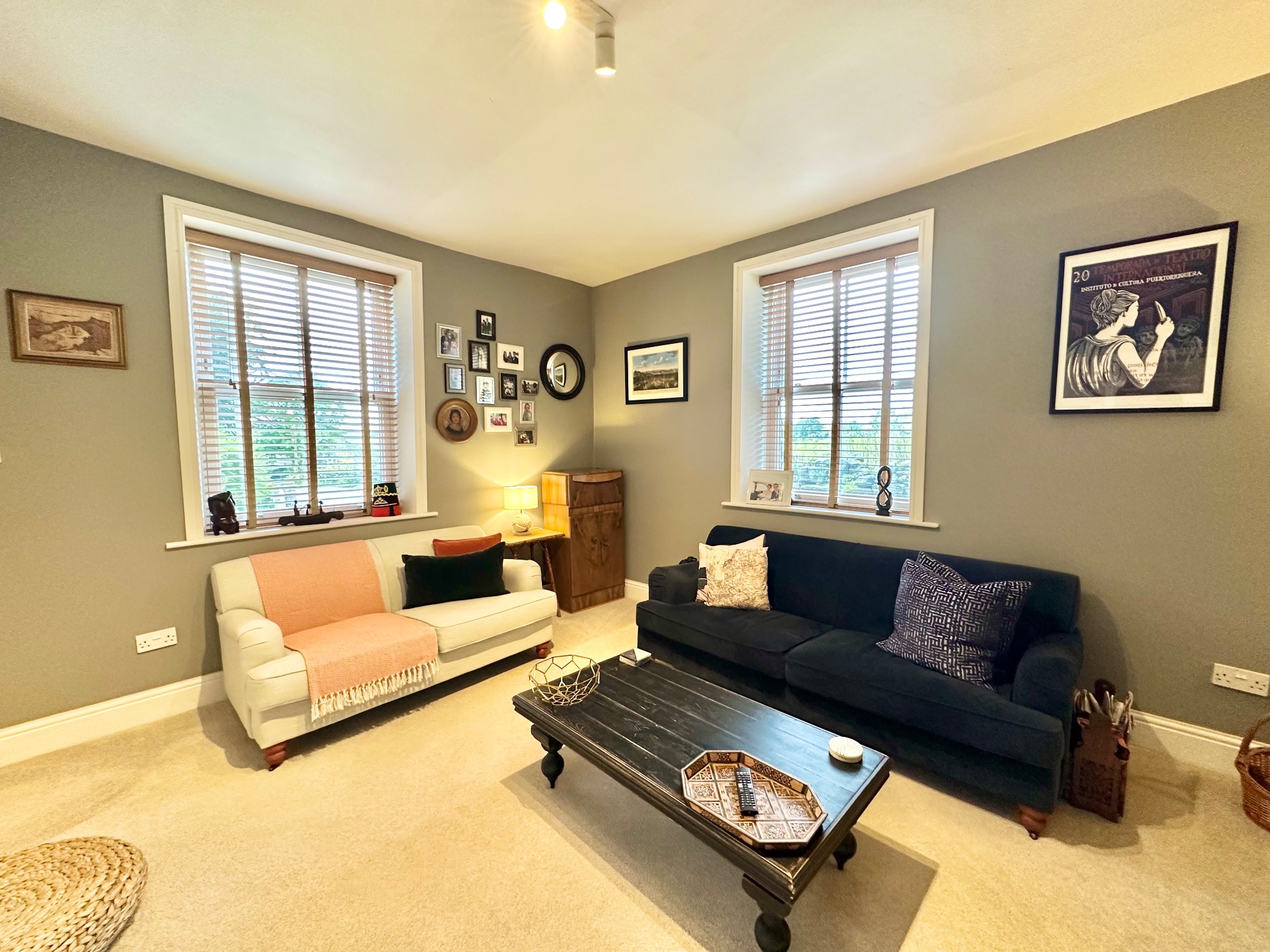 4 bedroom detached house SSTC in Hebden Bridge - Photograph 10.