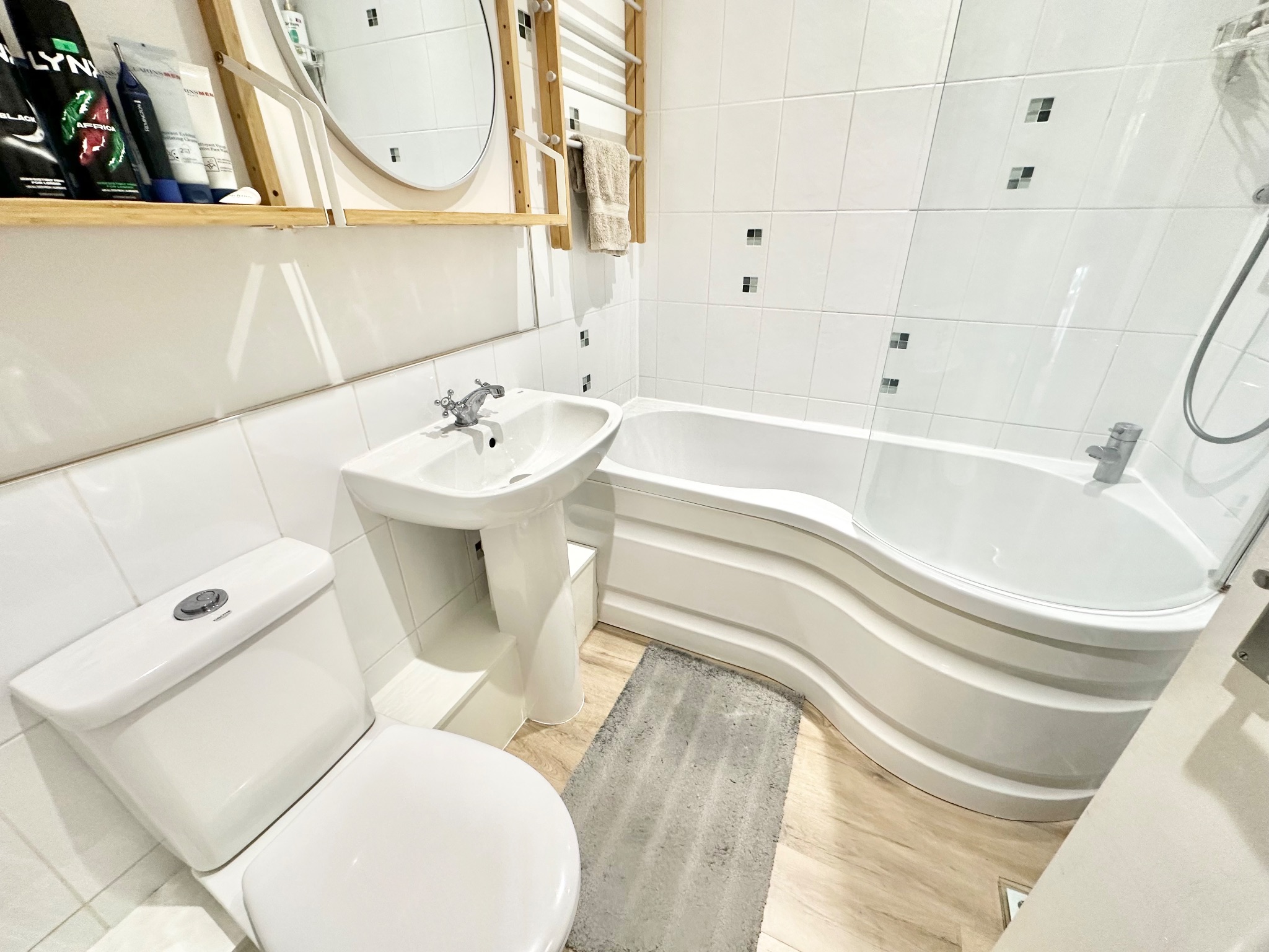 2 bedroom apartment flat/apartment SSTC in Hebden Bridge - Photograph 11.