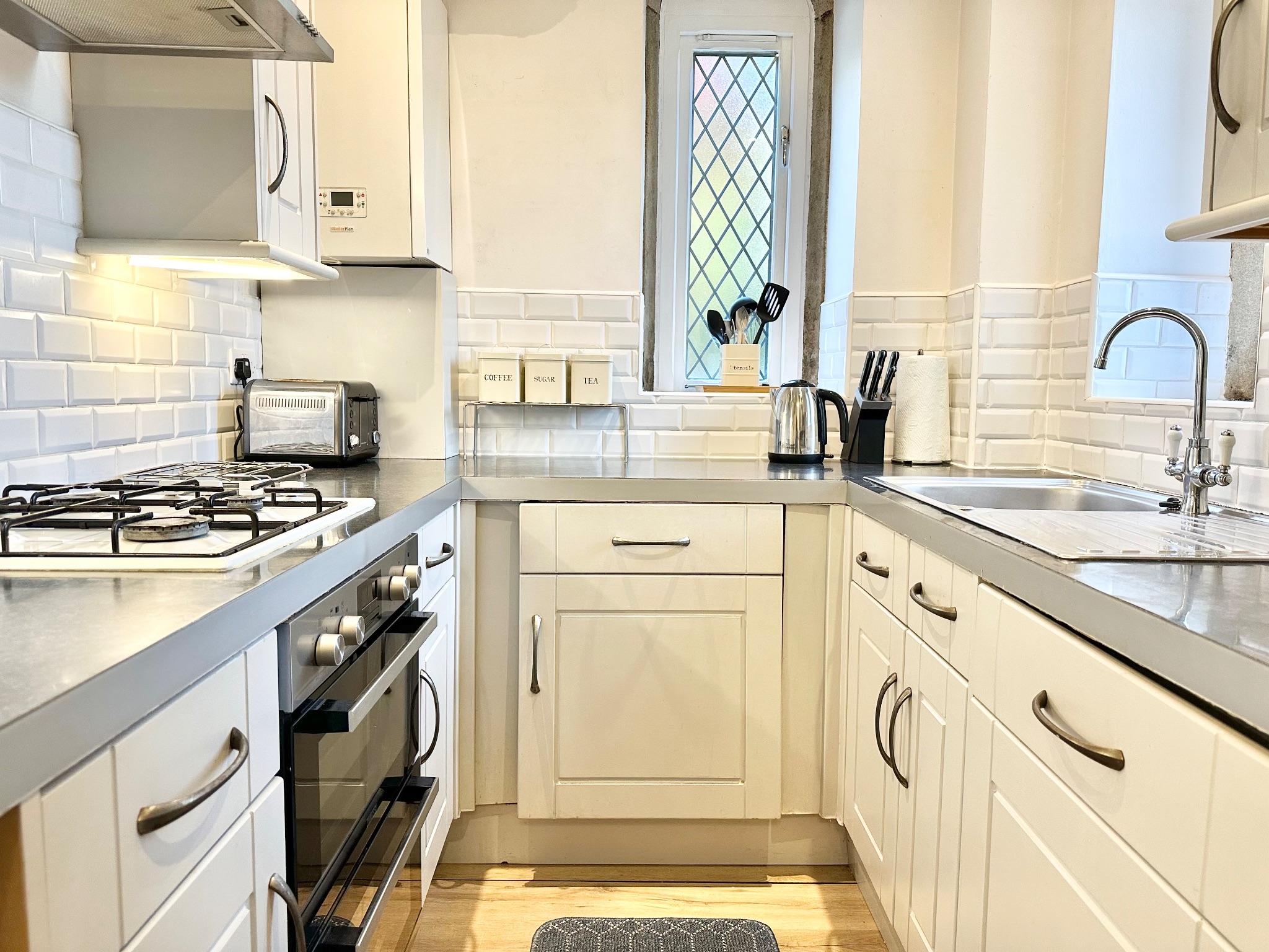 2 bedroom apartment flat/apartment SSTC in Hebden Bridge - Photograph 5.