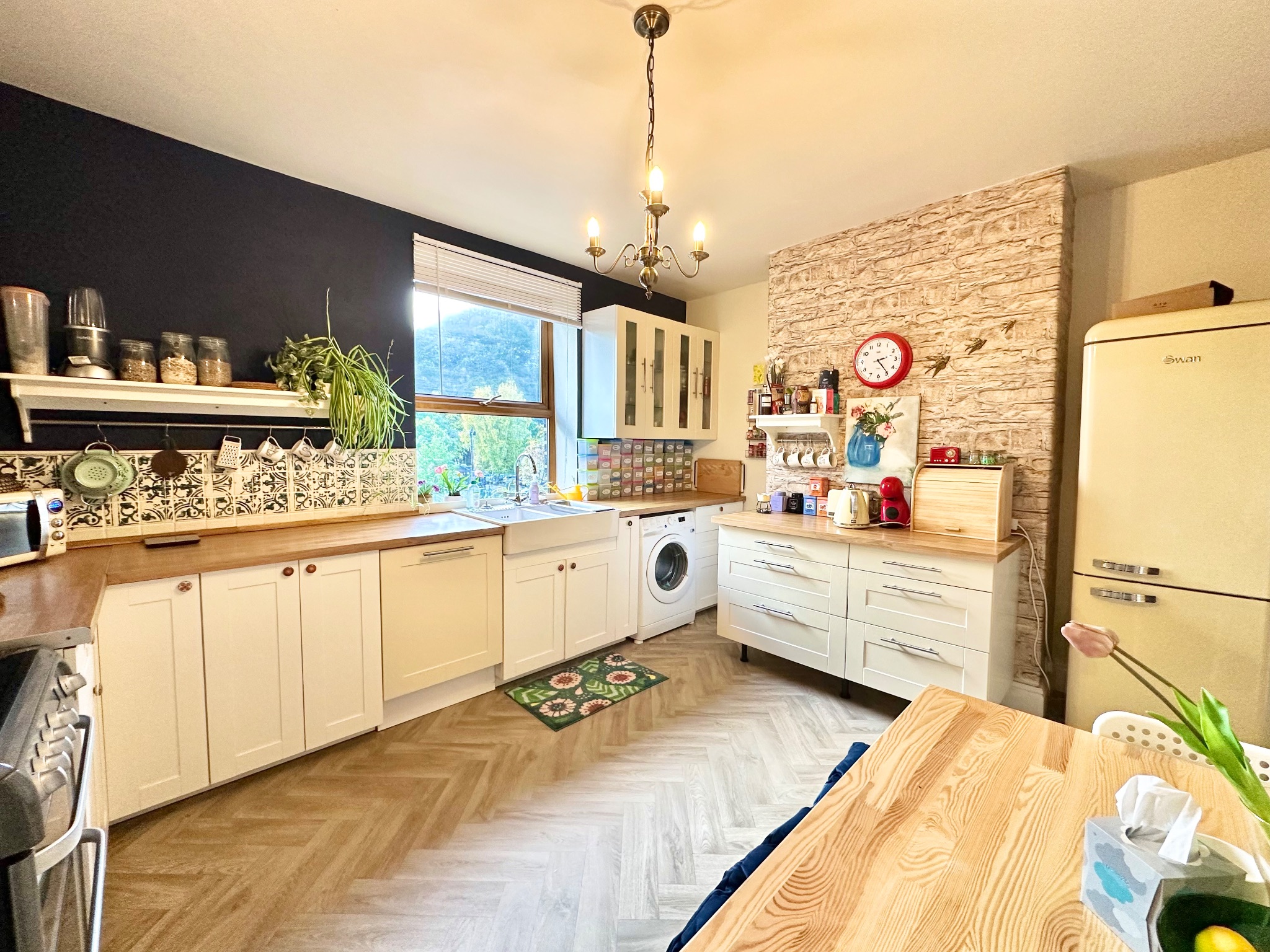 4 bedroom mid terraced house SSTC in Hebden Bridge - Photograph 8.