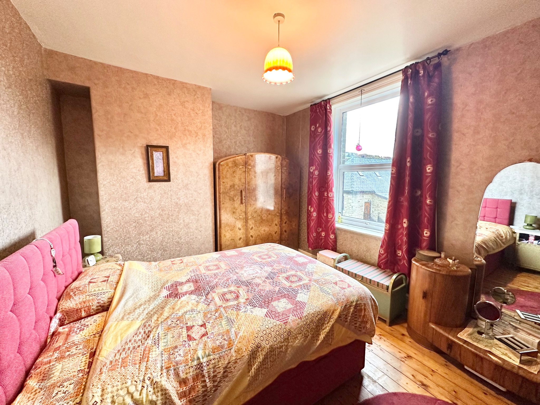 4 bedroom mid terraced house SSTC in Hebden Bridge - Photograph 12.