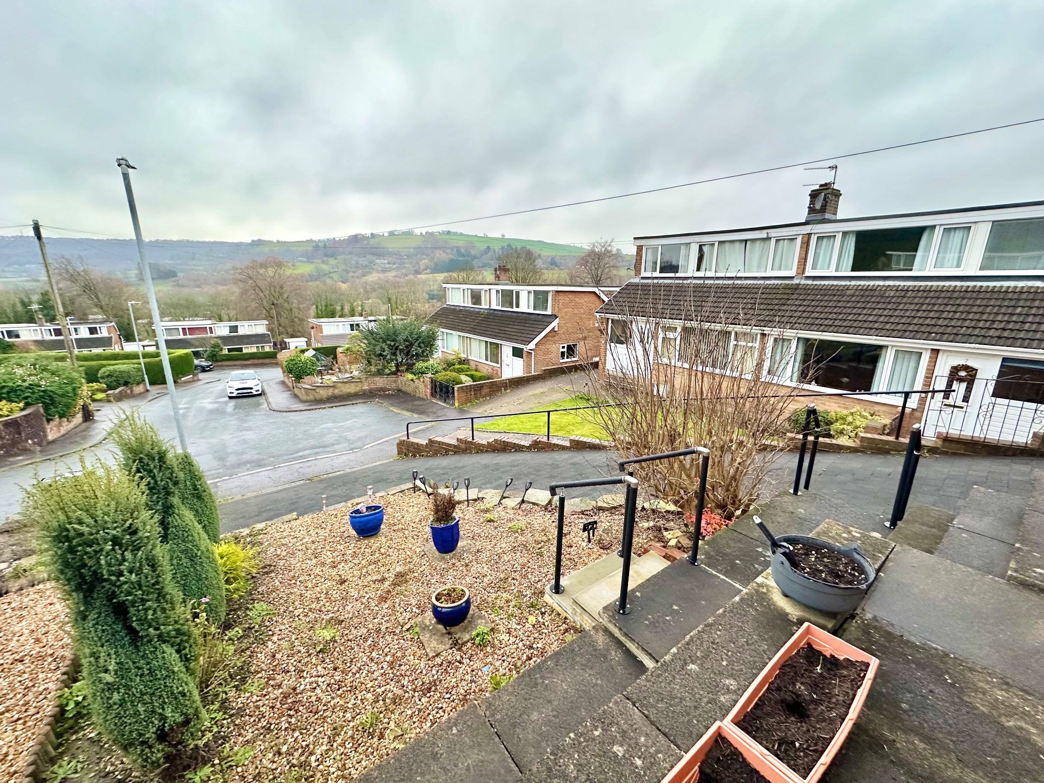 2 bedroom semi-detached house SSTC in Halifax - Photograph 2.