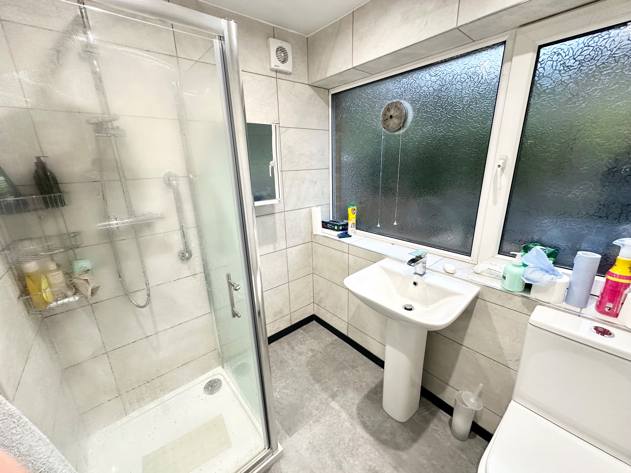 2 bedroom semi-detached house SSTC in Halifax - Photograph 7.