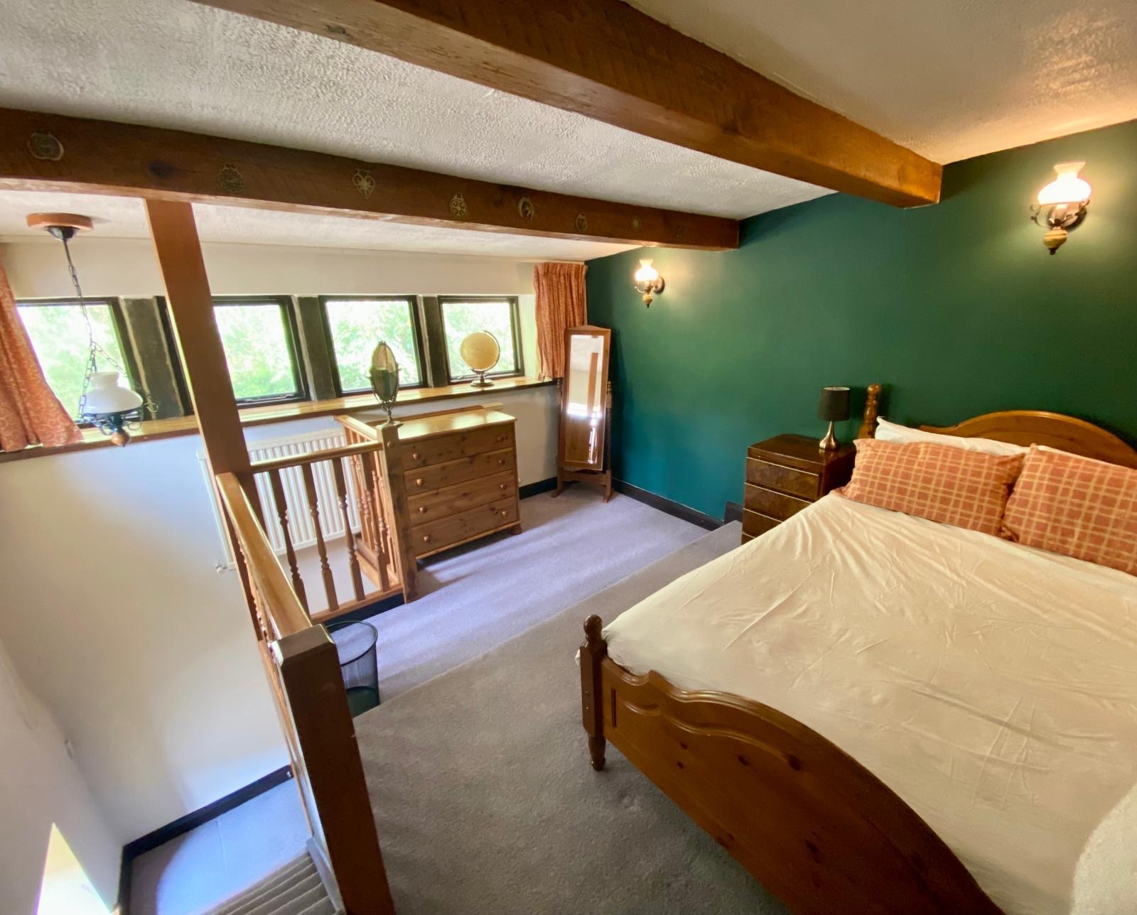 4 bedroom detached house SSTC in Todmorden - Photograph 53.