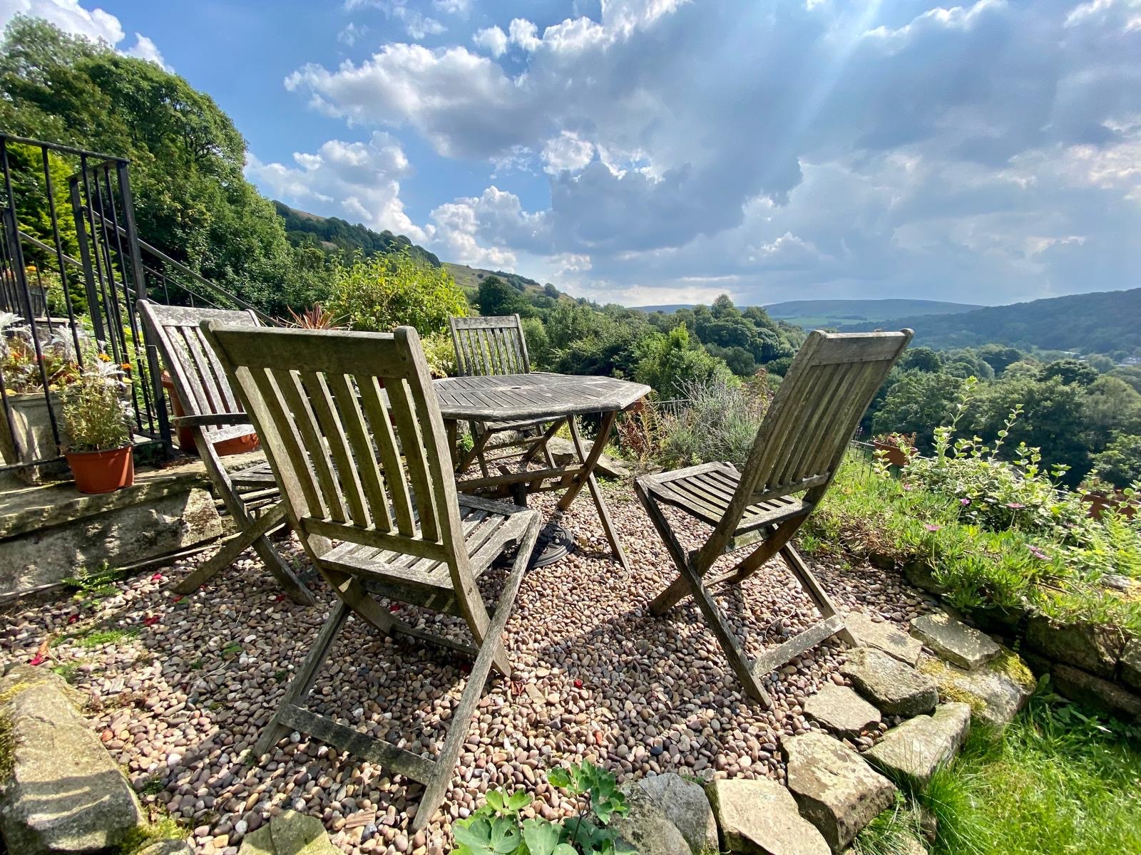 4 bedroom detached house SSTC in Todmorden - Photograph 66.