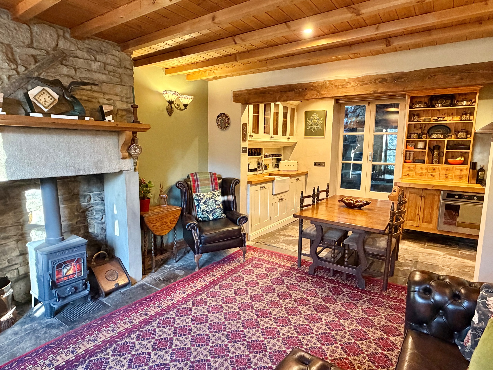 3 bedroom mid terraced house SSTC in Hebden Bridge - Photograph 4.