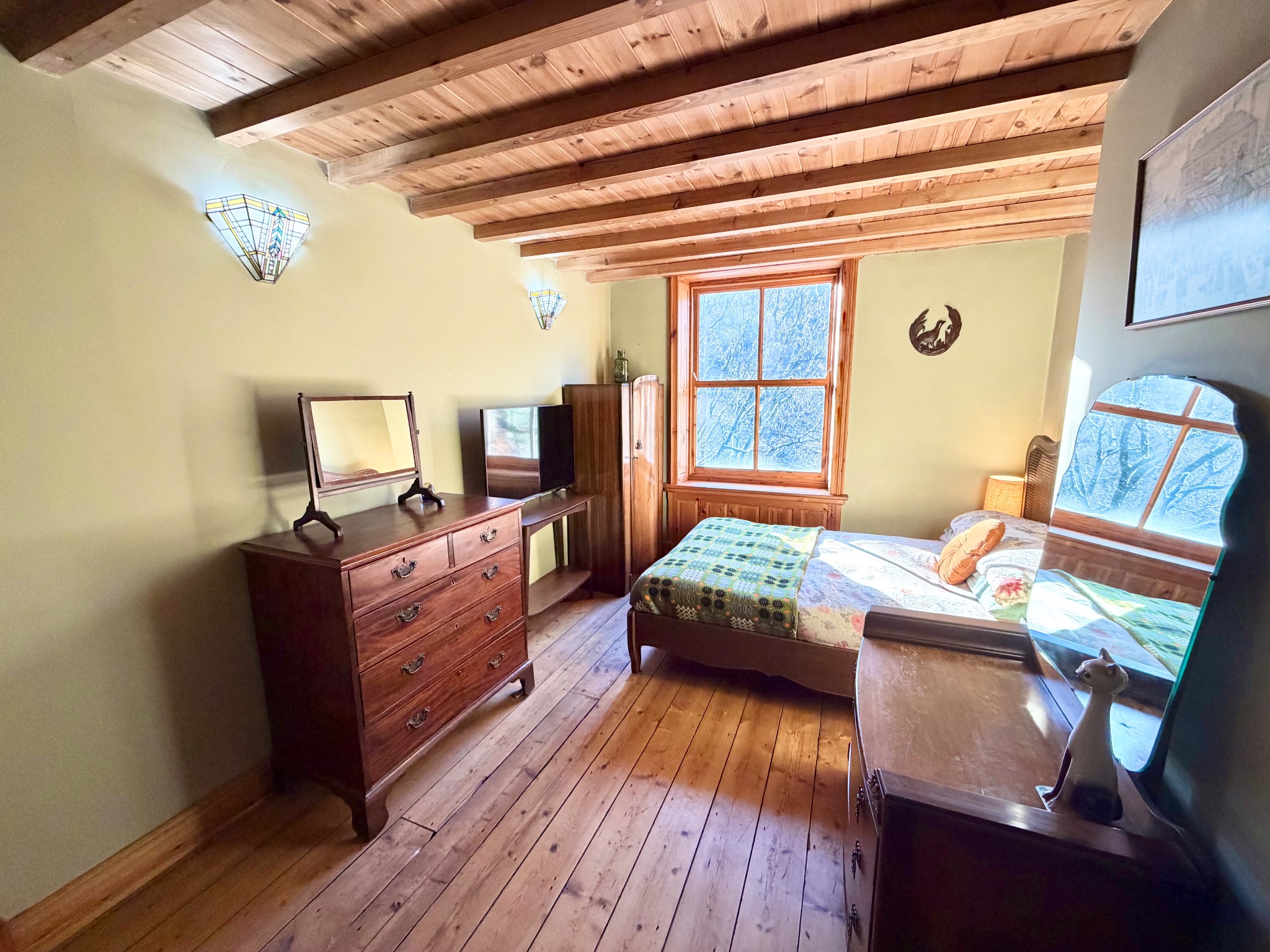 3 bedroom mid terraced house SSTC in Hebden Bridge - Photograph 15.