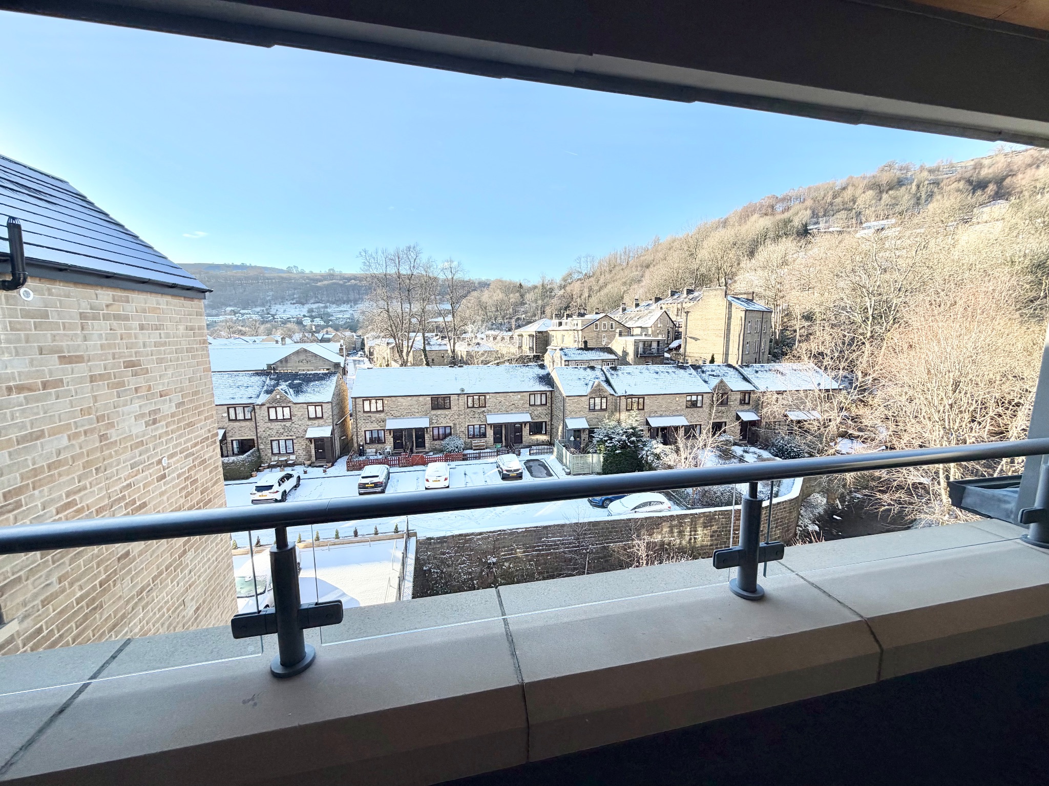 2 bedroom apartment flat/apartment SSTC in Hebden Bridge - Photograph 11.