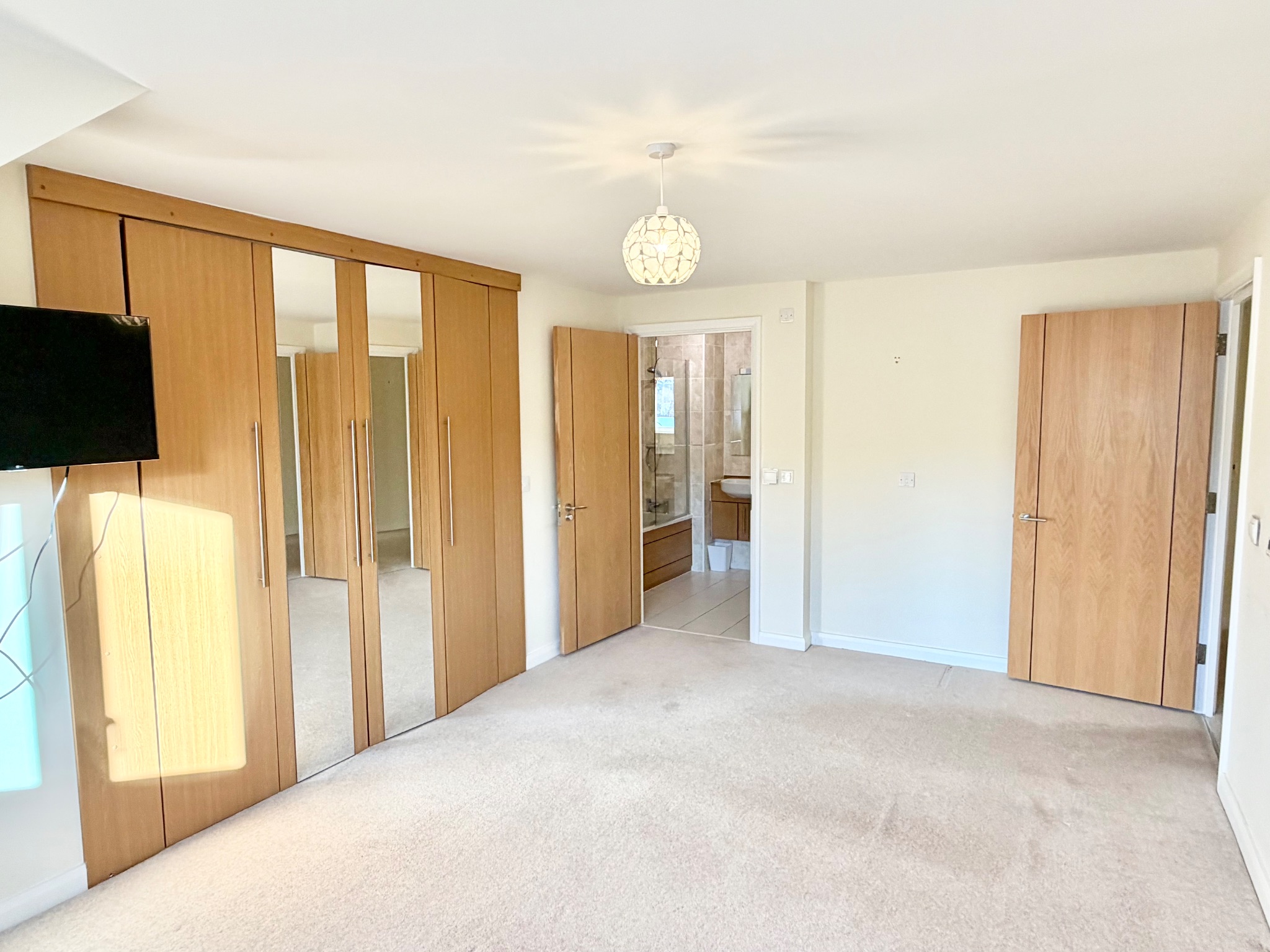 2 bedroom apartment flat/apartment SSTC in Hebden Bridge - Photograph 3.