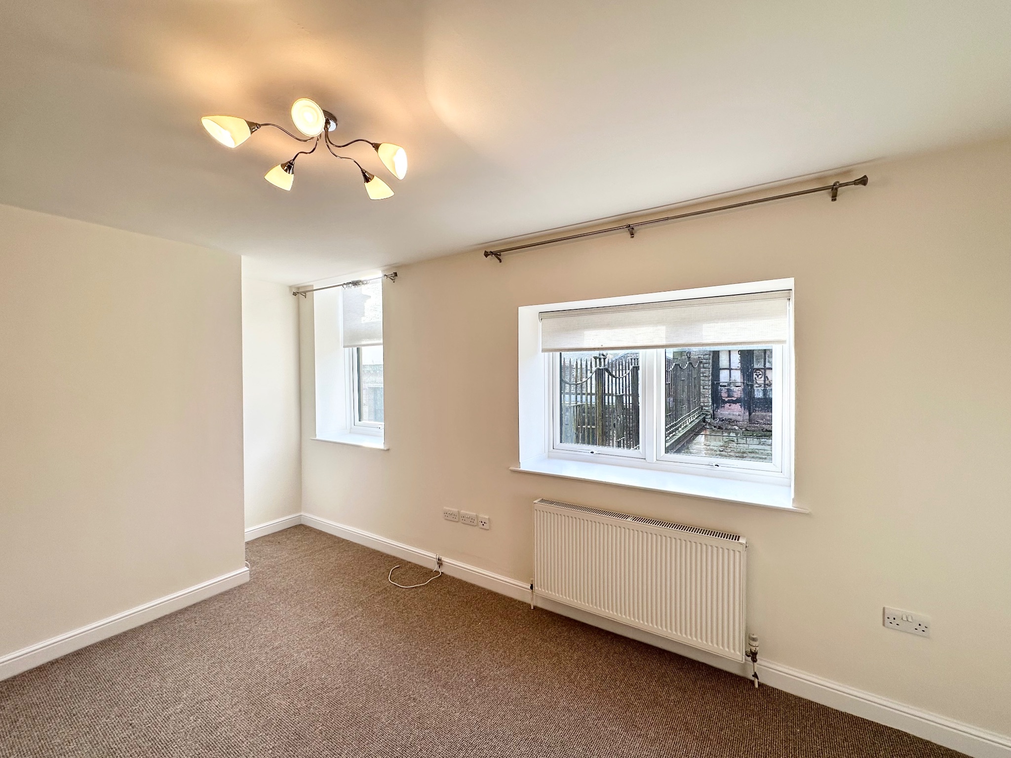 1 bedroom apartment flat/apartment For Sale in Hebden Bridge - Photograph 3.