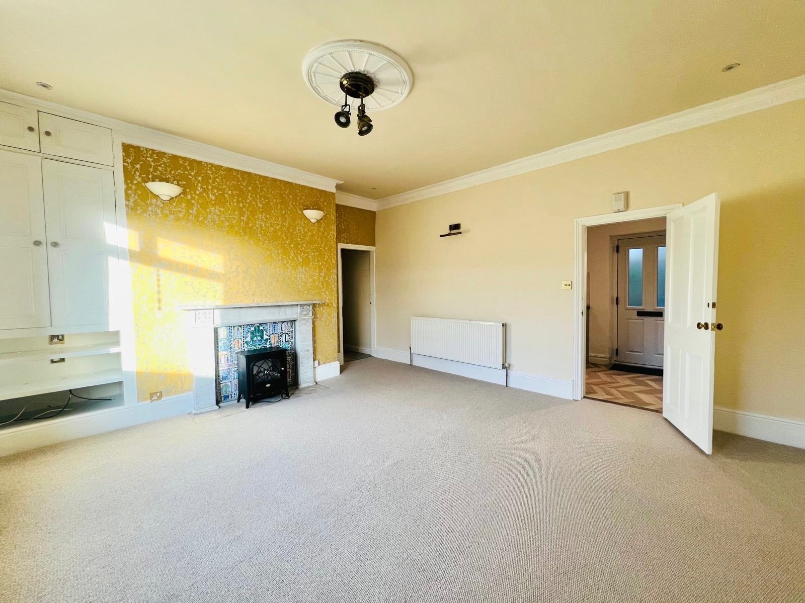 2 bedroom end terraced house SSTC in Halifax - Photograph 3.