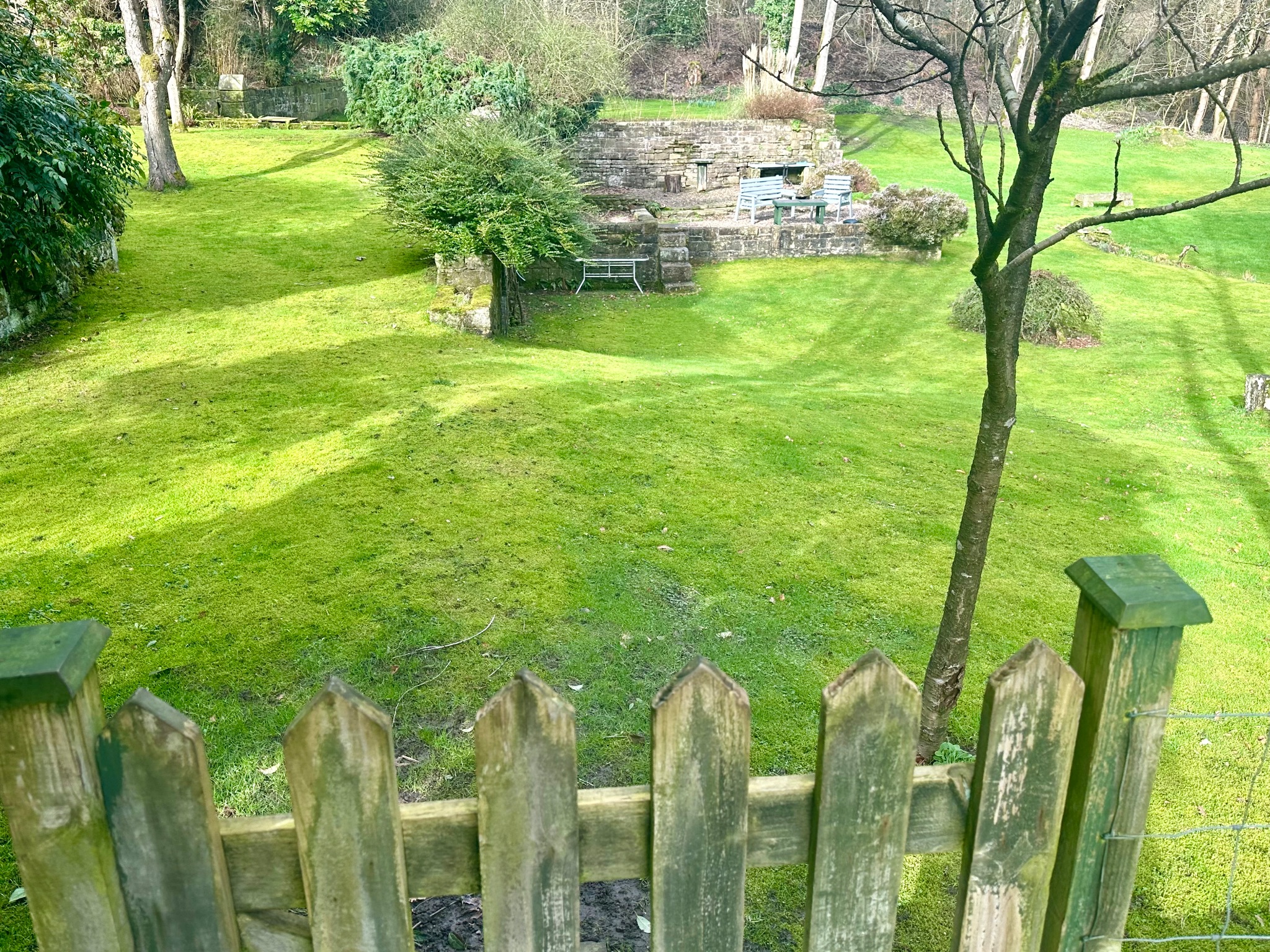 3 bedroom detached house SSTC in Halifax - Photograph 8.
