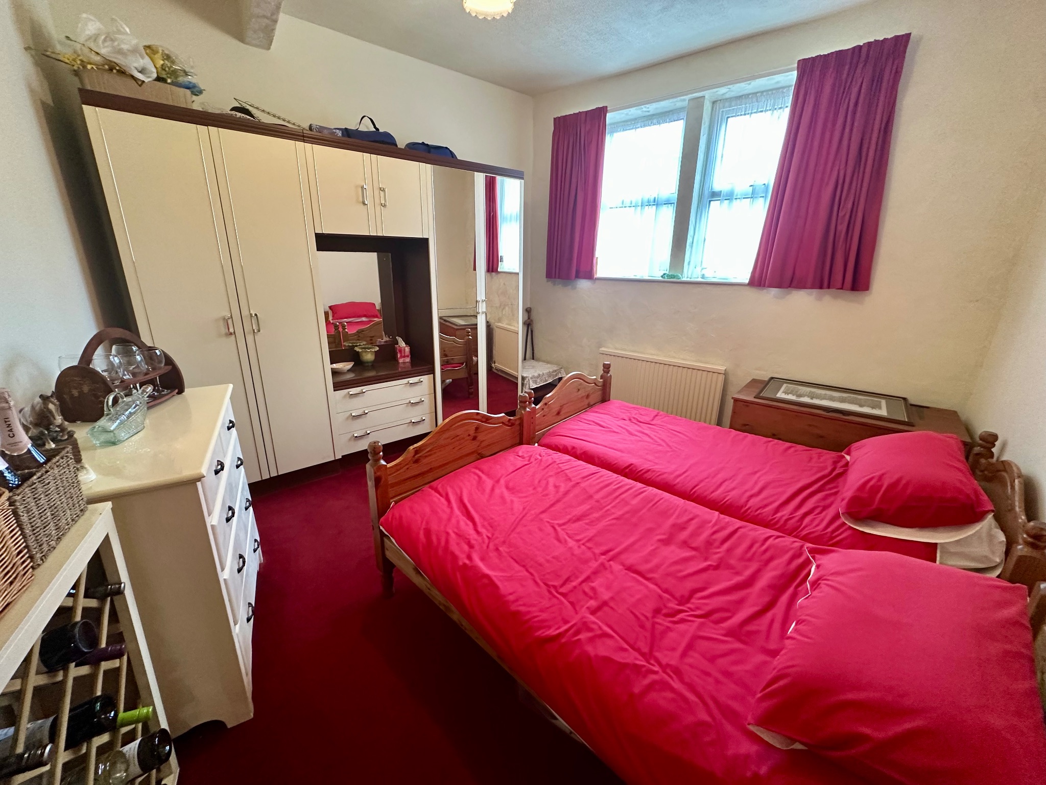 3 bedroom detached house SSTC in Halifax - Photograph 24.