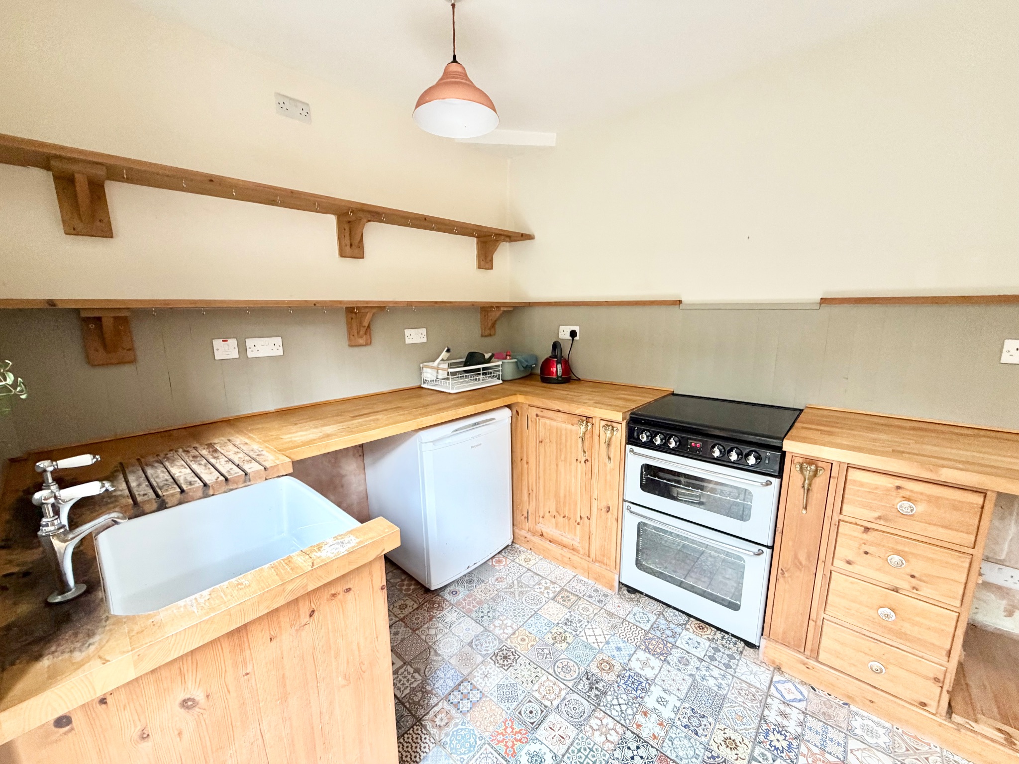 2 bedroom mid terraced house SSTC in Hebden Bridge - Photograph 9.