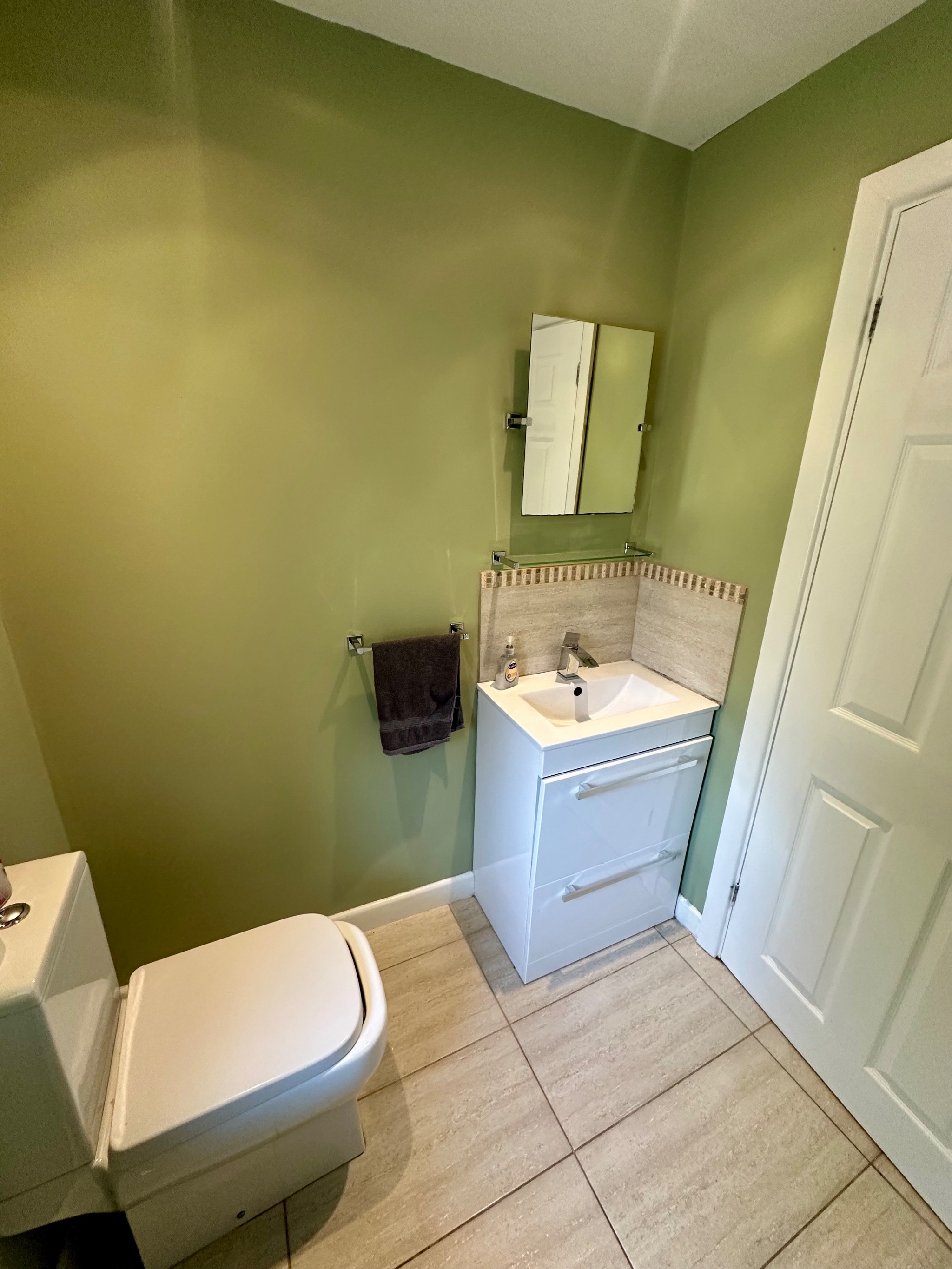 3 bedroom semi-detached house SSTC in Todmorden - Photograph 15.