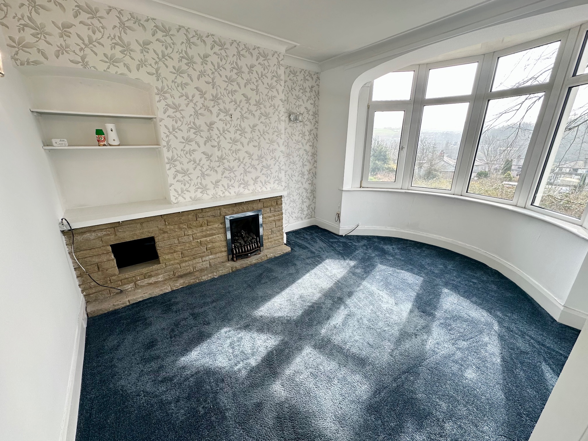 3 bedroom semi-detached house SSTC in Todmorden - Photograph 11.