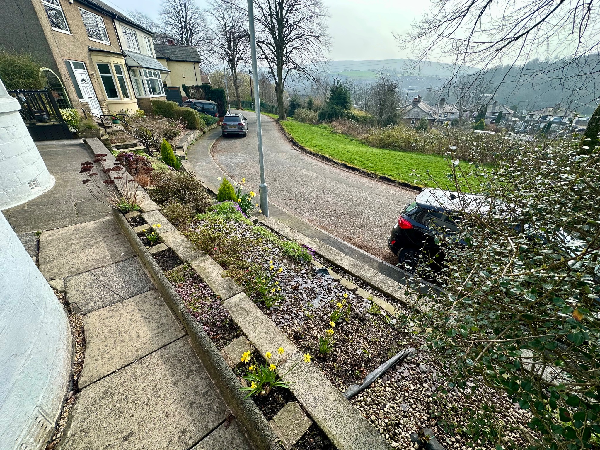 3 bedroom semi-detached house SSTC in Todmorden - Photograph 23.