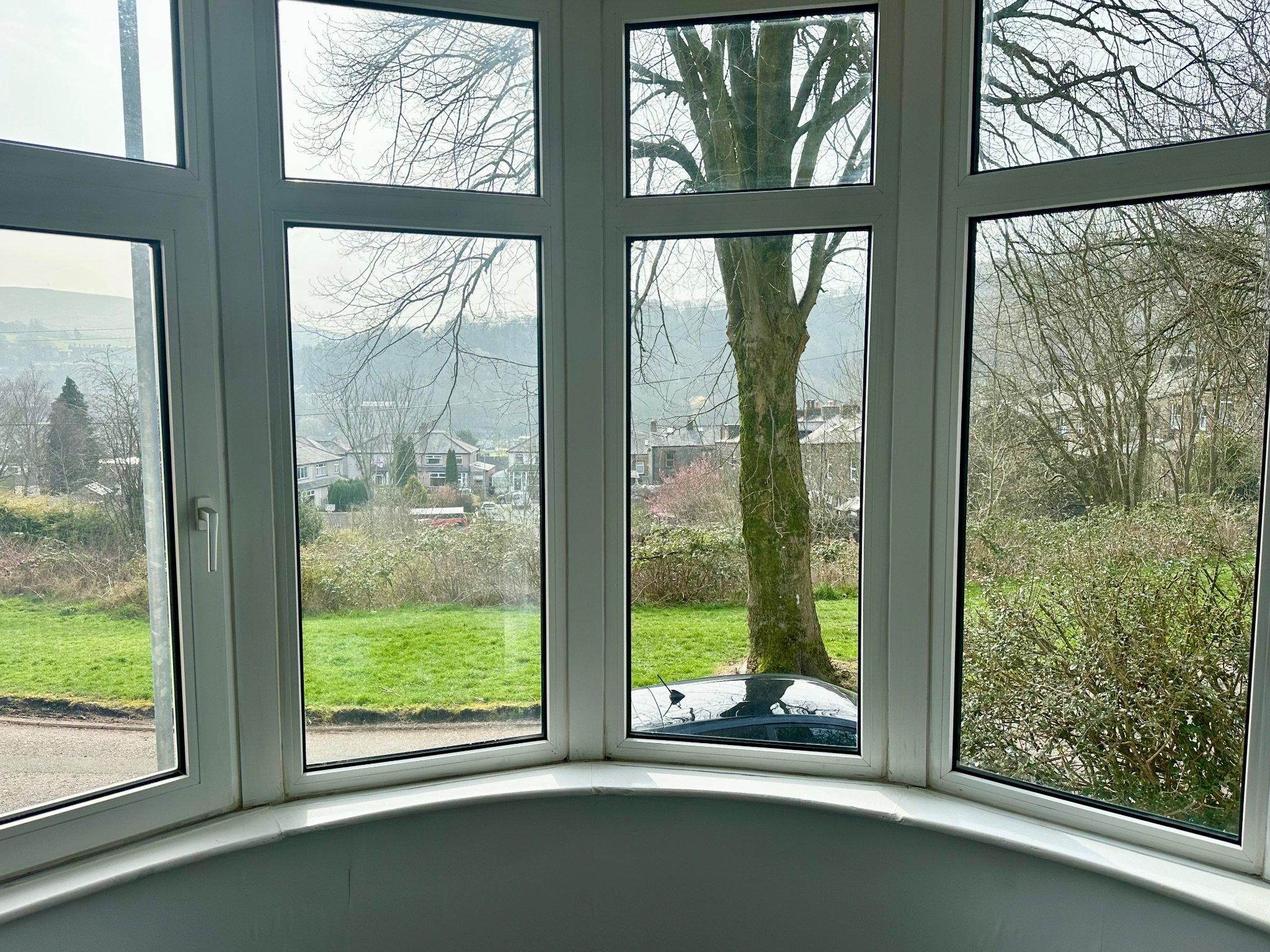 3 bedroom semi-detached house SSTC in Todmorden - Photograph 10.