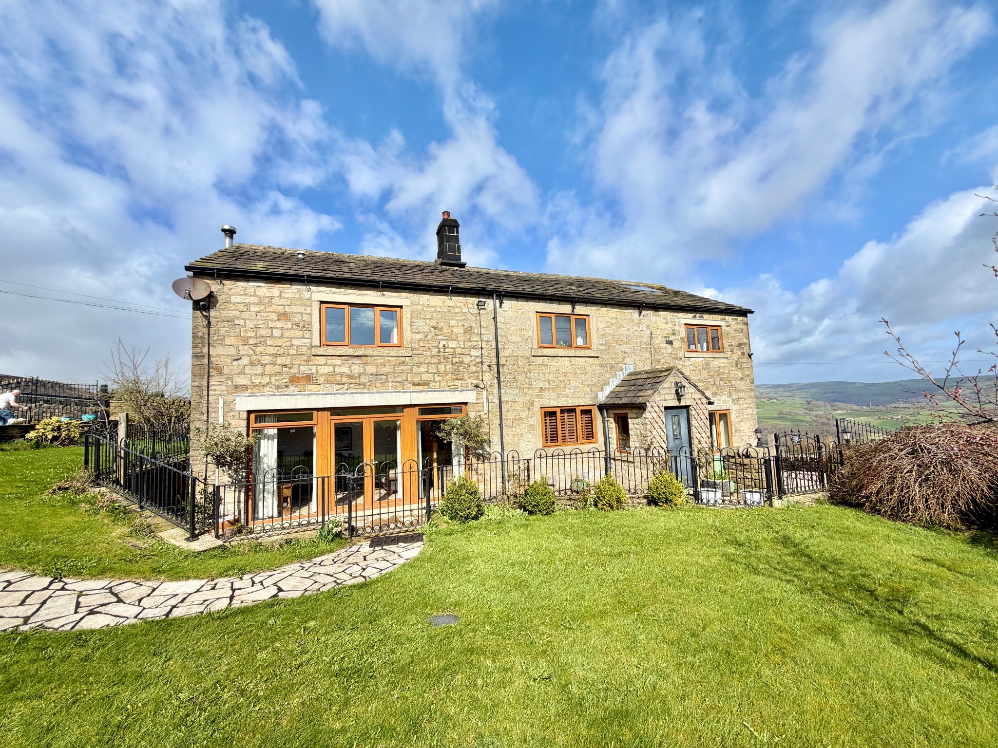 6 bedroom detached house For Sale in Luddendenfoot - Photograph 1.