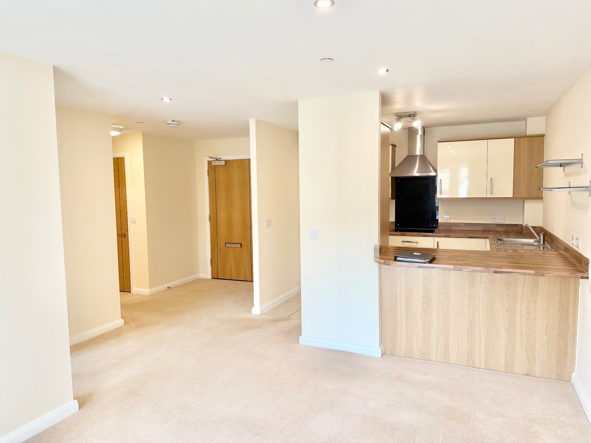 2 bedroom apartment flat/apartment For Sale in Hebden Bridge - Photograph 6.