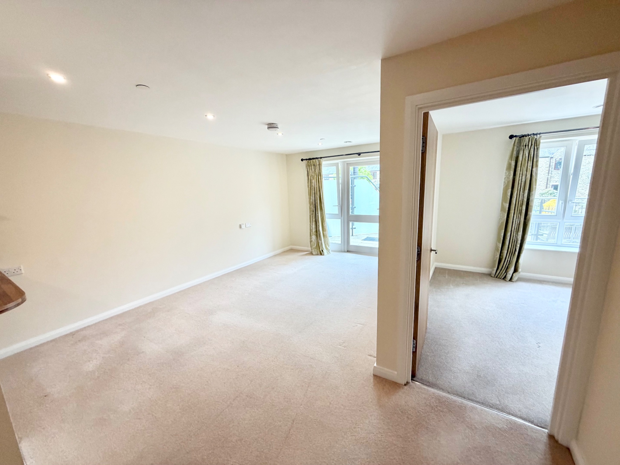 2 bedroom apartment flat/apartment For Sale in Hebden Bridge - Photograph 13.
