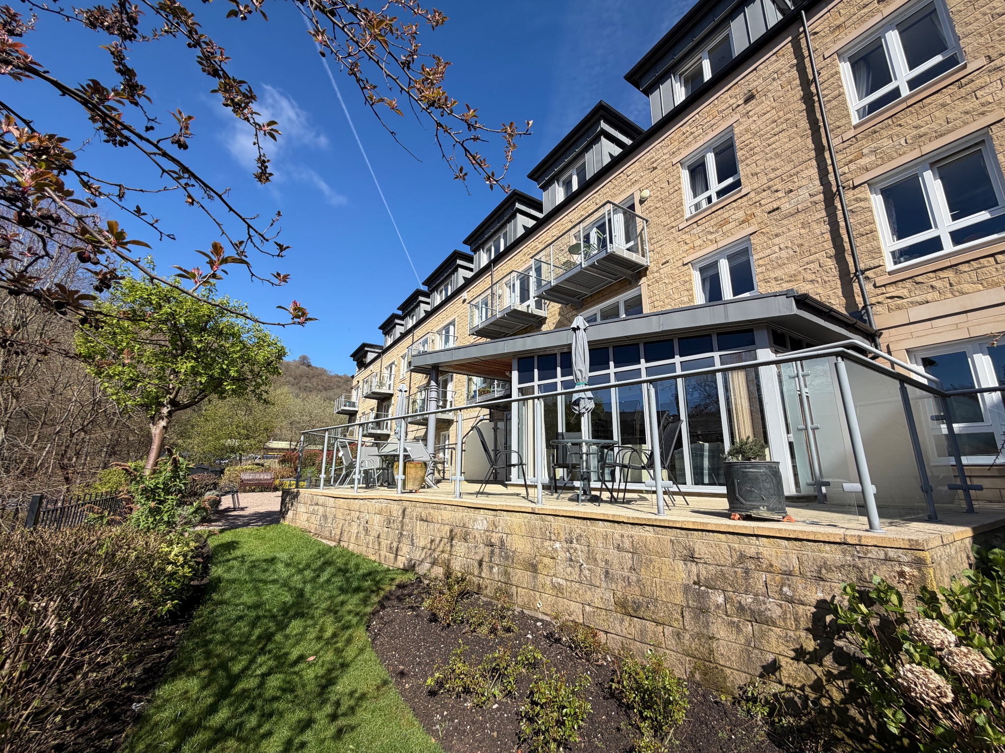 2 bedroom apartment flat/apartment For Sale in Hebden Bridge - Photograph 1.