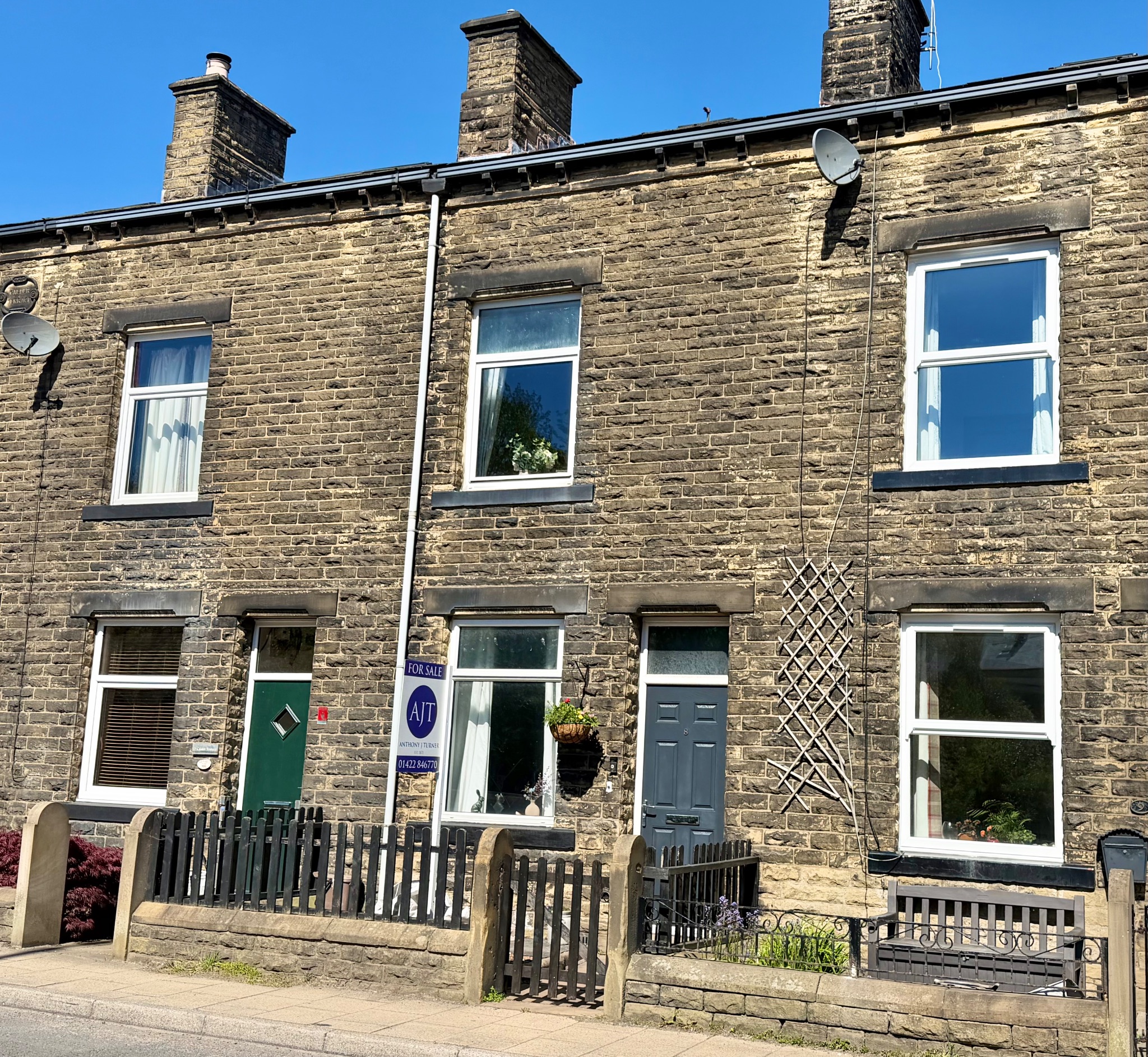 3 bedroom mid terraced house For Sale in Hebden Bridge - Photograph 1.