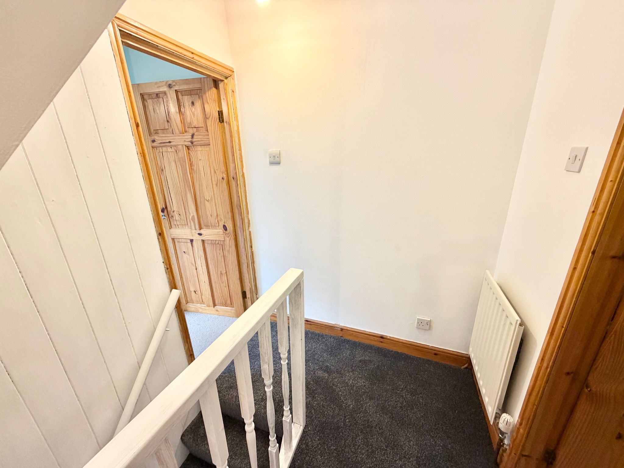 3 bedroom end terraced house To Let in Todmorden - Photograph 5.
