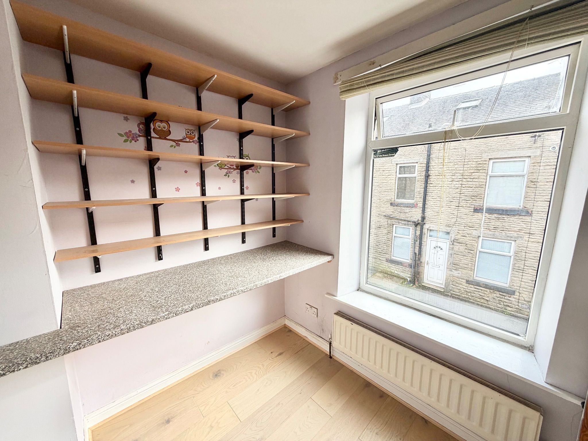 3 bedroom end terraced house To Let in Todmorden - Photograph 4.