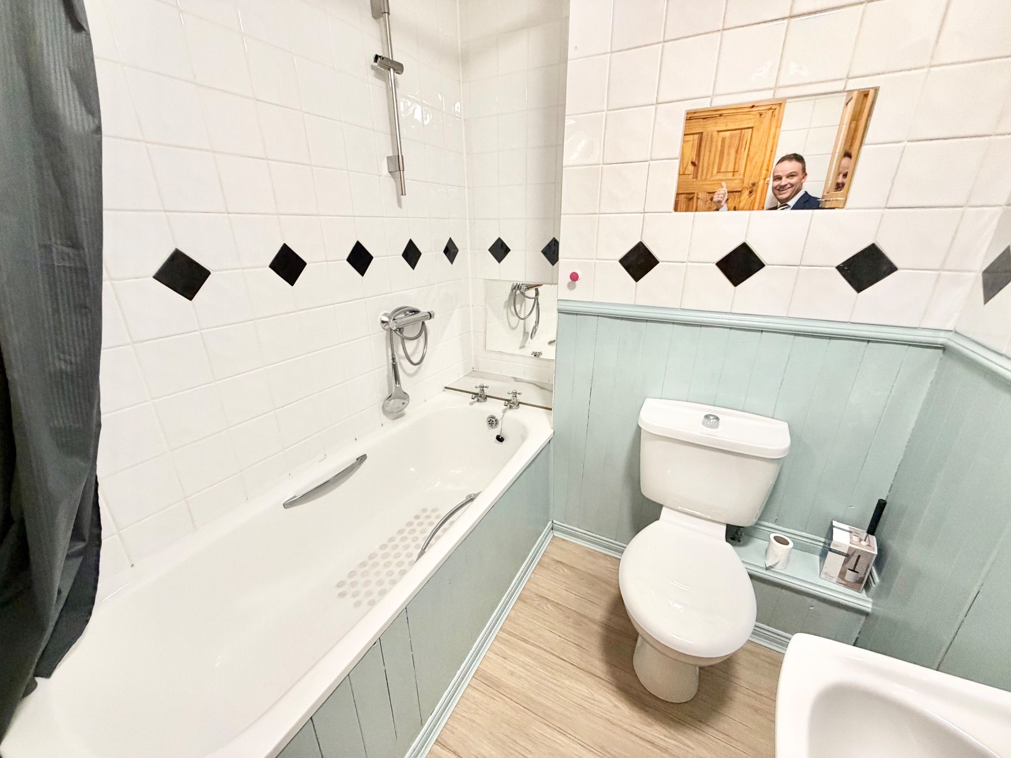 3 bedroom end terraced house To Let in Todmorden - Photograph 11.