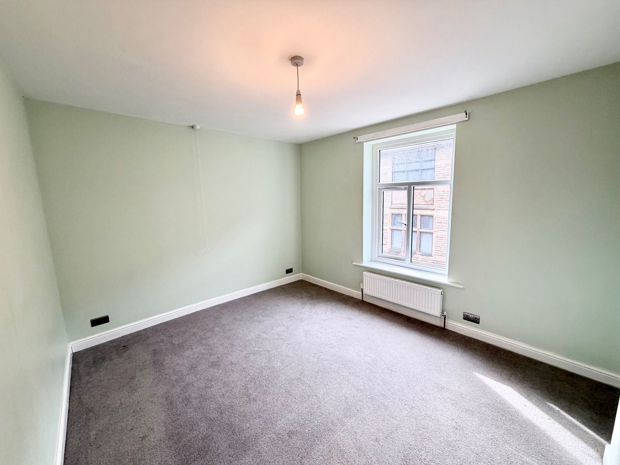 3 bedroom end terraced house To Let in Todmorden - Photograph 14.