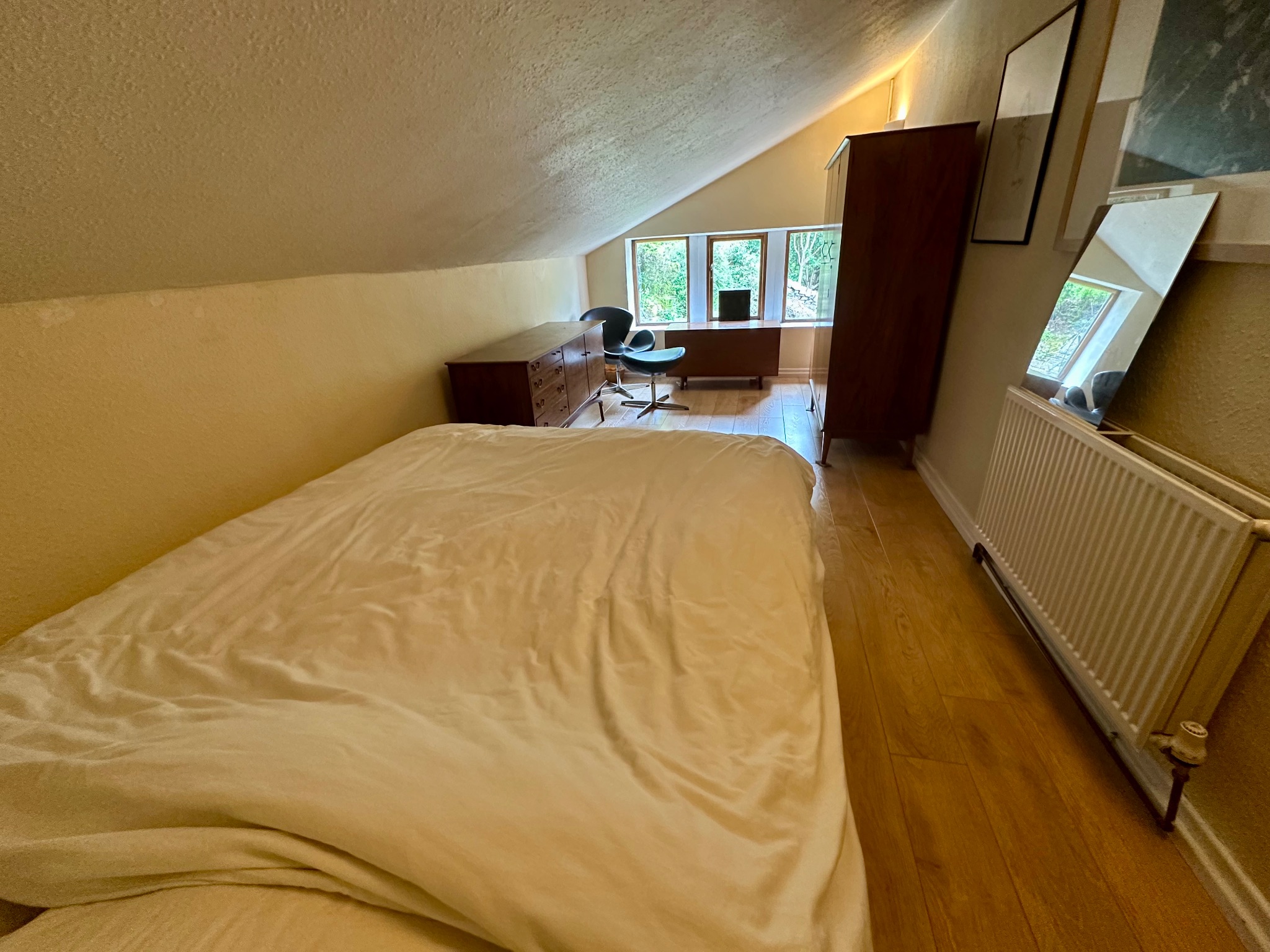 5 bedroom detached house For Sale in Todmorden - Photograph 23.