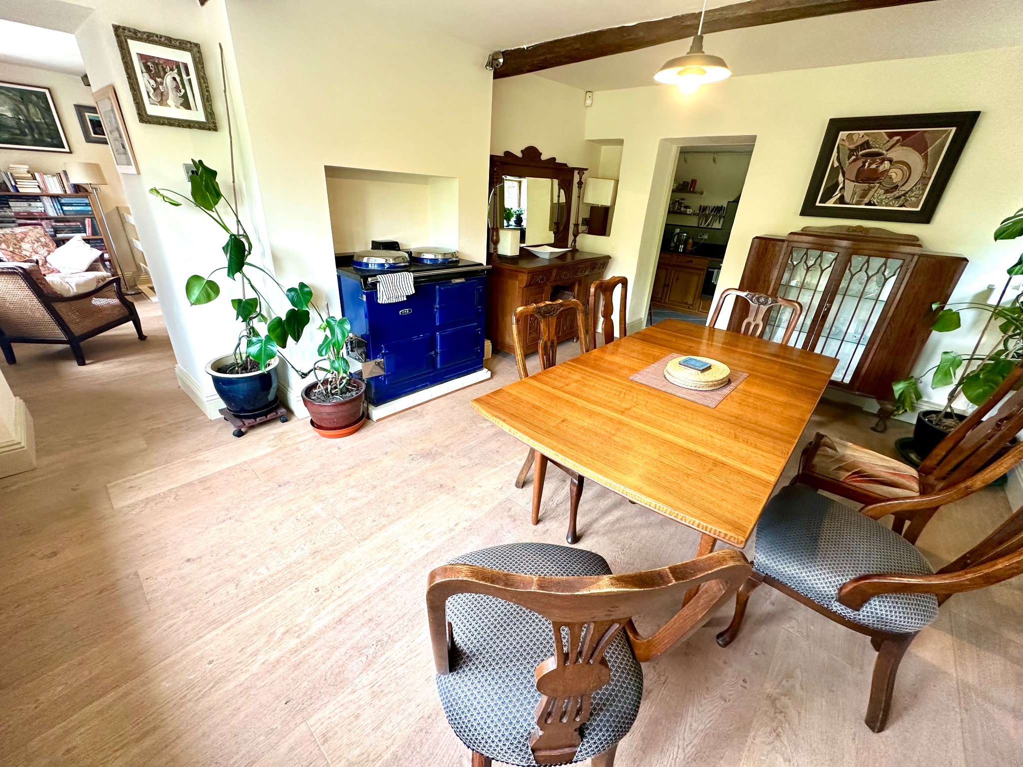 5 bedroom detached house For Sale in Todmorden - Photograph 7.