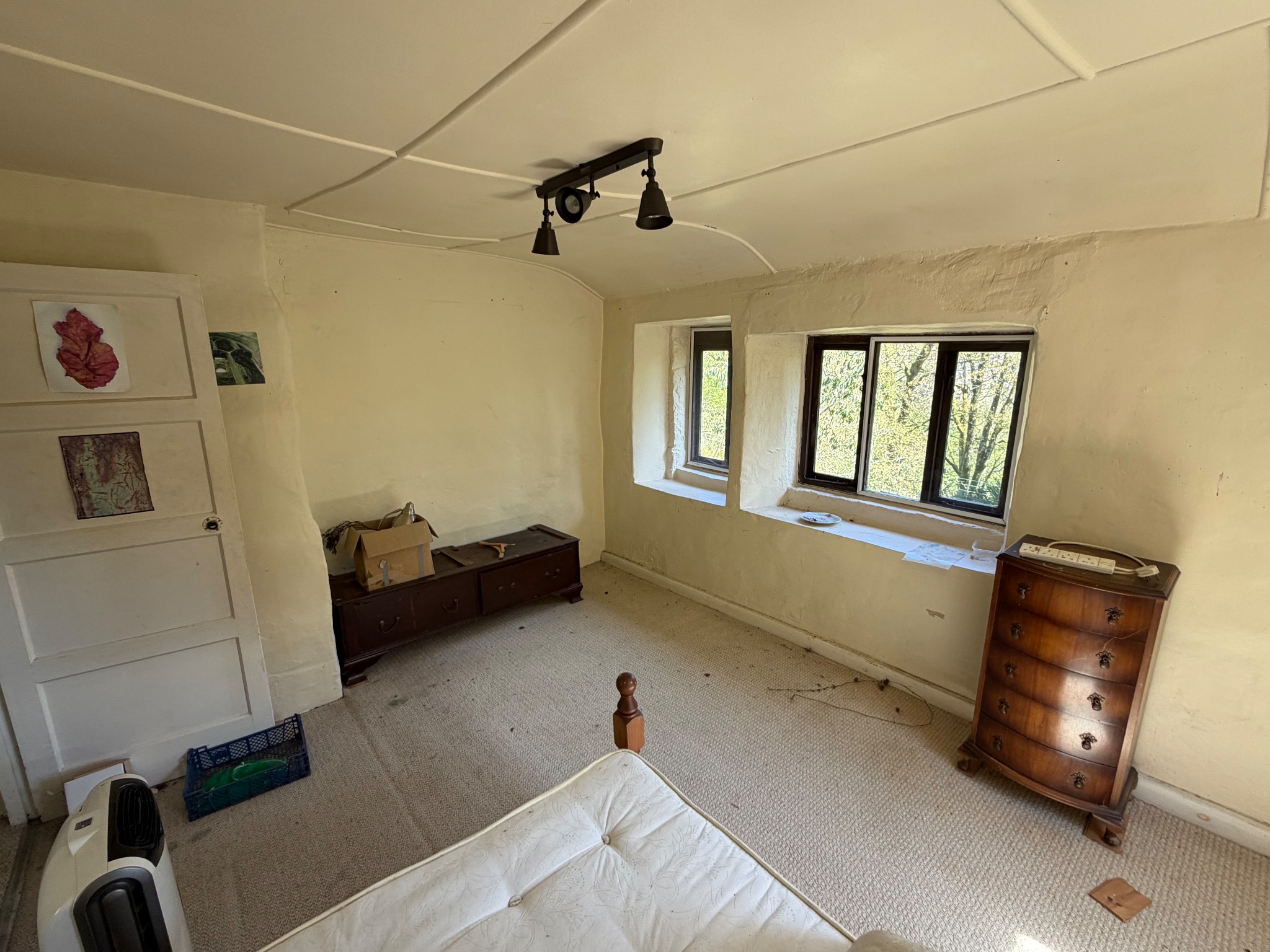2 bedroom end terraced house For Sale in Hebden Bridge - Photograph 14.