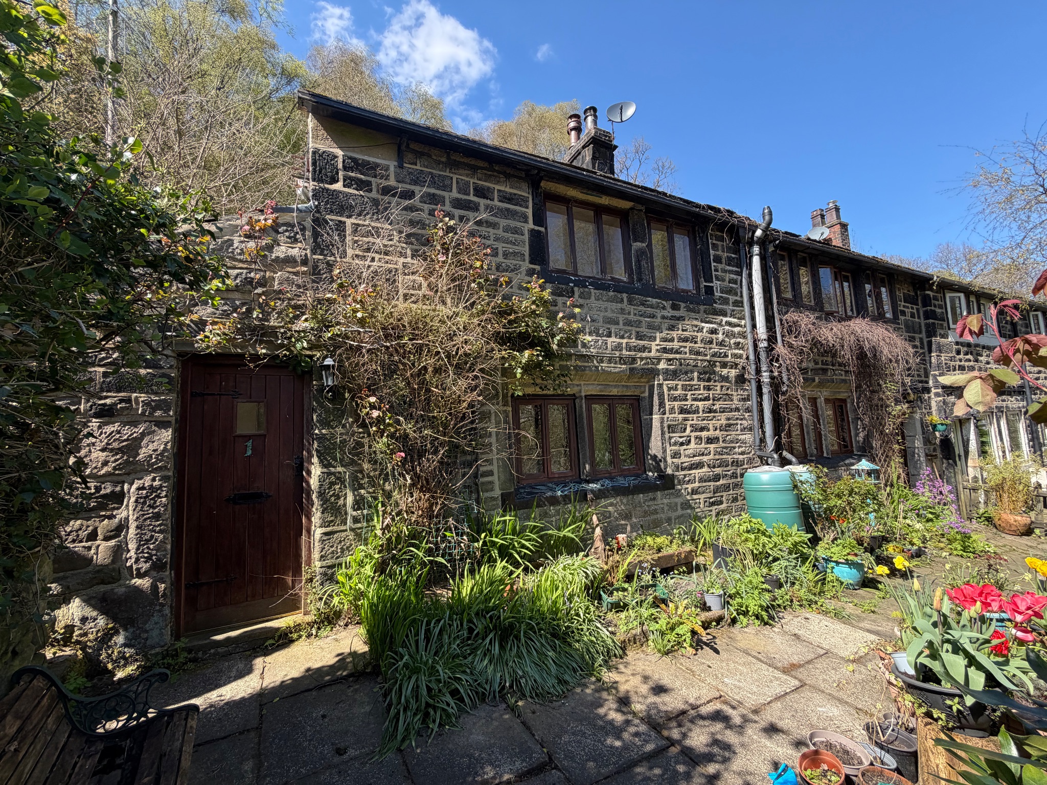 2 bedroom end terraced house For Sale in Hebden Bridge - Photograph 1.