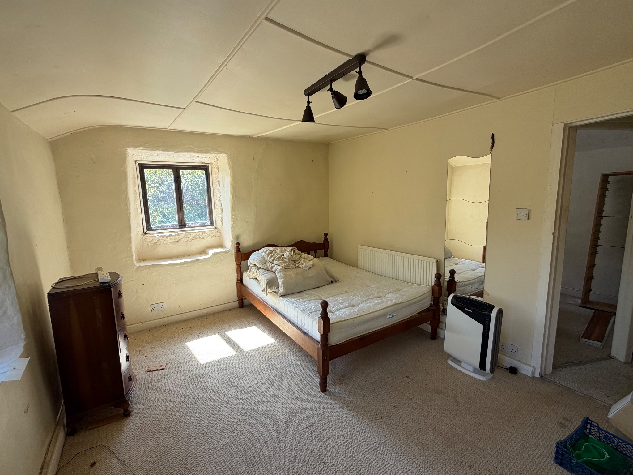 2 bedroom end terraced house For Sale in Hebden Bridge - Photograph 15.