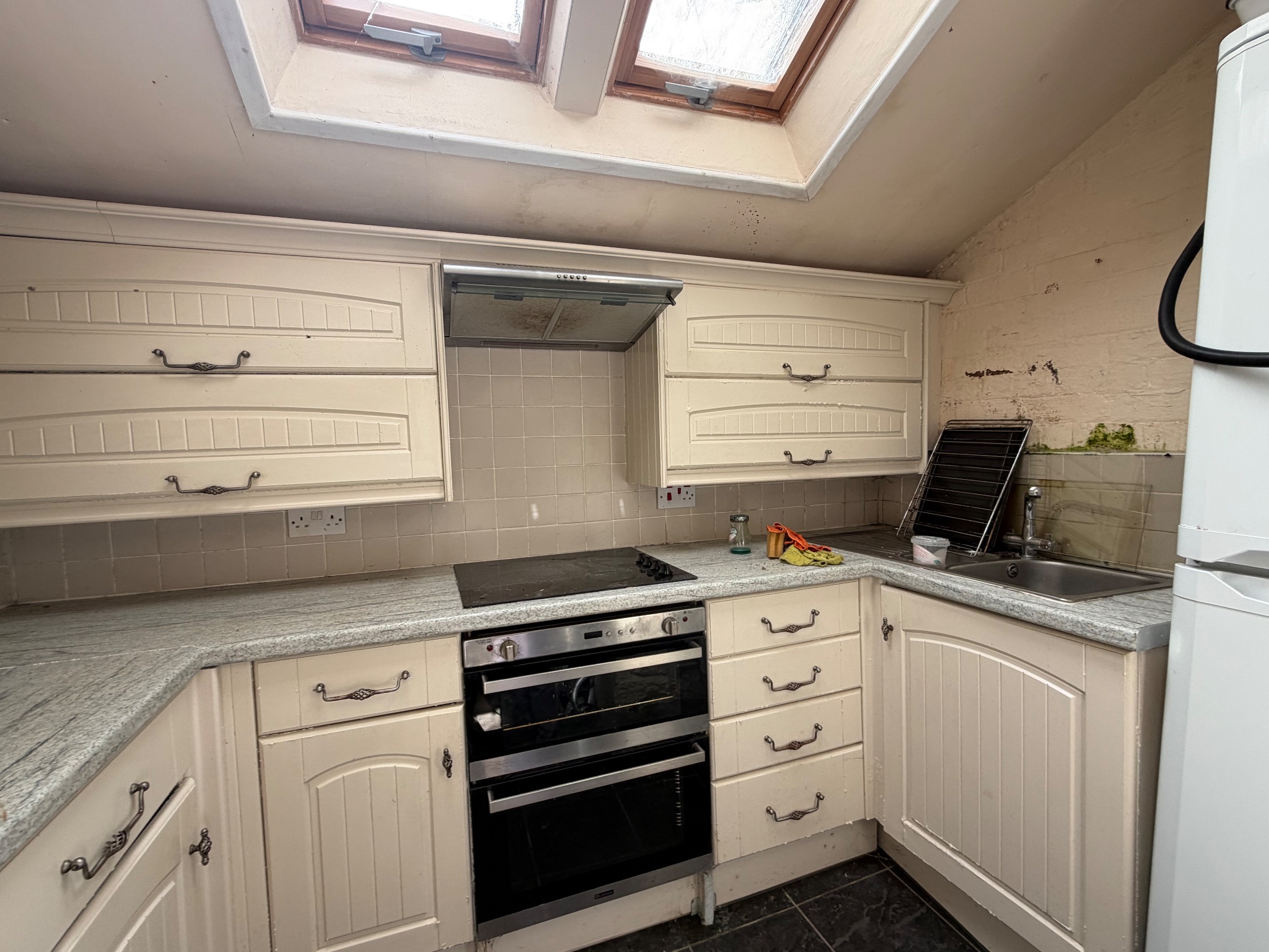 2 bedroom end terraced house For Sale in Hebden Bridge - Photograph 11.