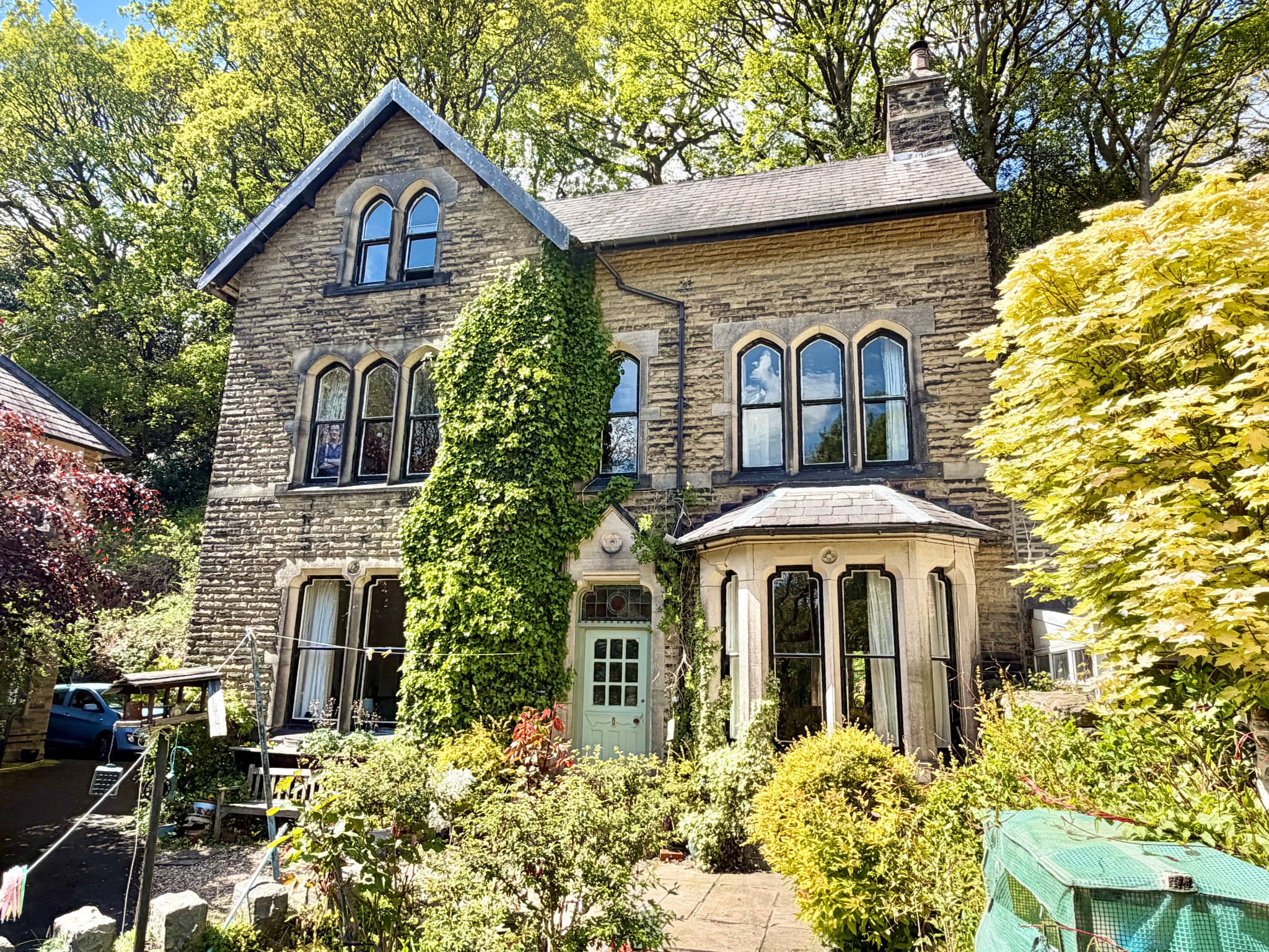 4 bedroom semi-detached house For Sale in Hebden Bridge - Property photograph.