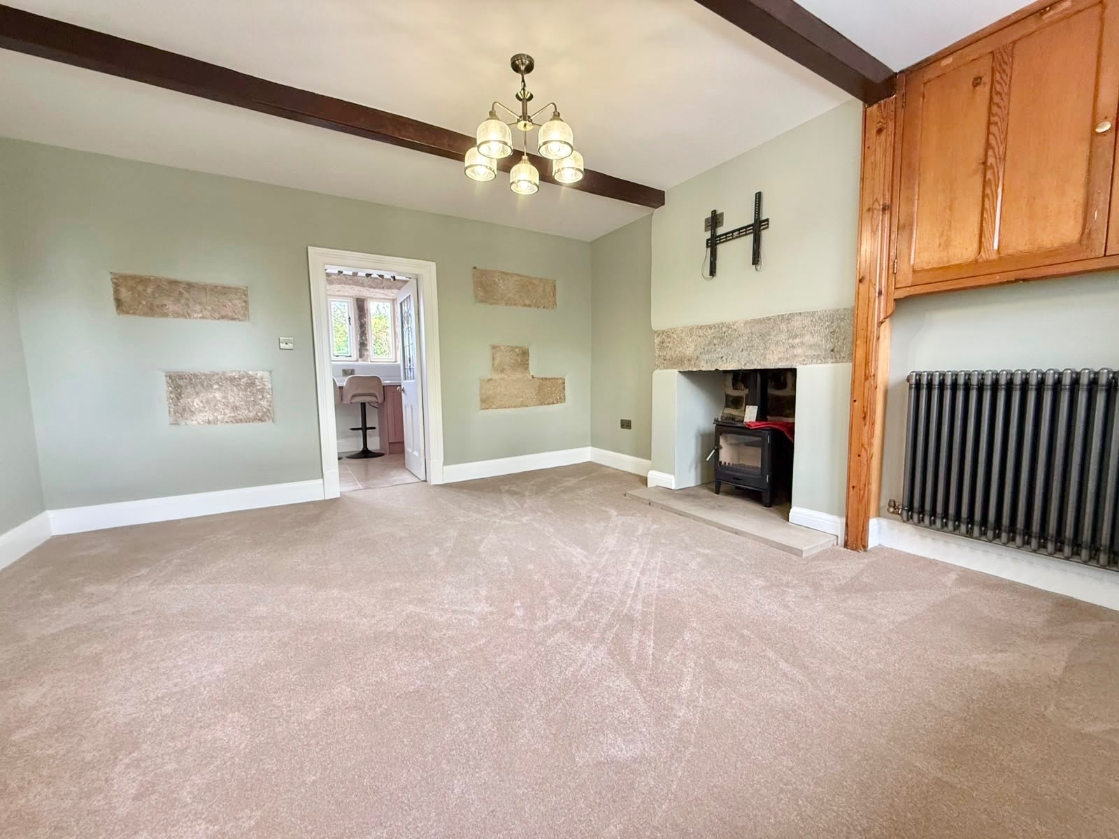 2 bedroom mid terraced house To Let in Heptonstall - Photograph 5.