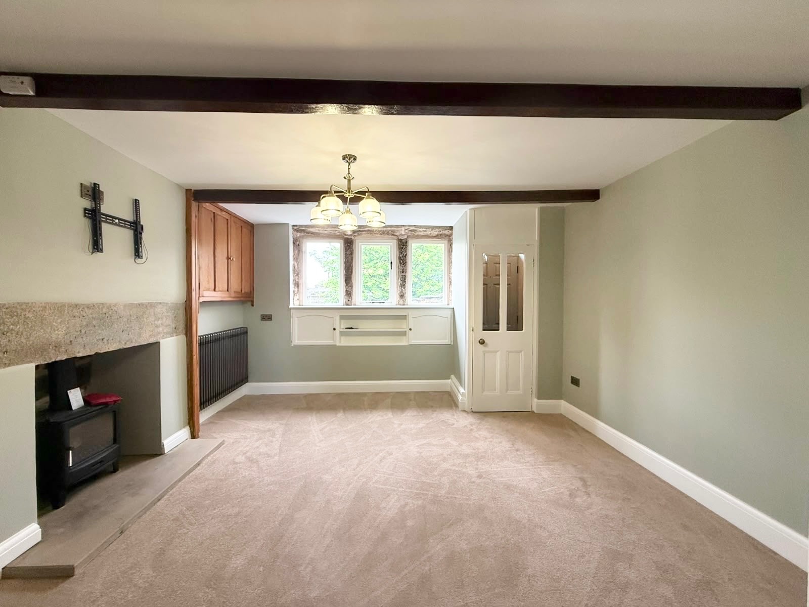 2 bedroom mid terraced house To Let in Heptonstall - Photograph 6.