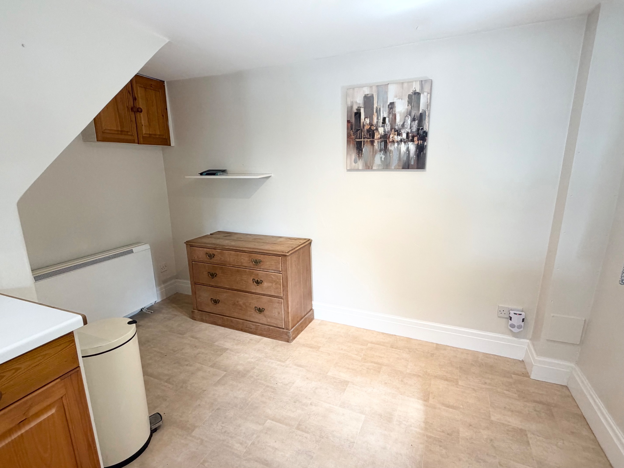 2 bedroom link detached house To Let in Todmorden - Photograph 7.