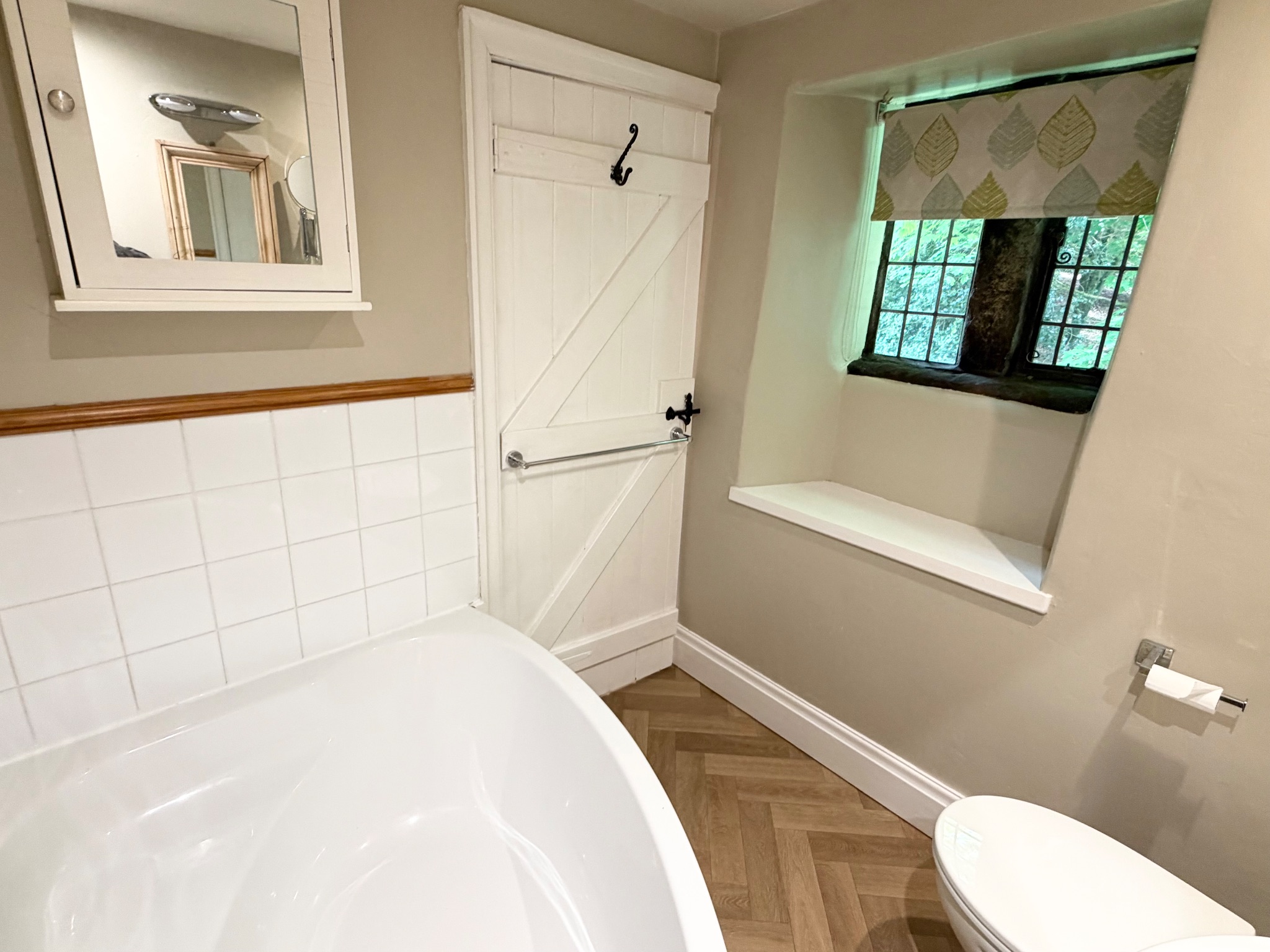 2 bedroom link detached house To Let in Todmorden - Photograph 12.