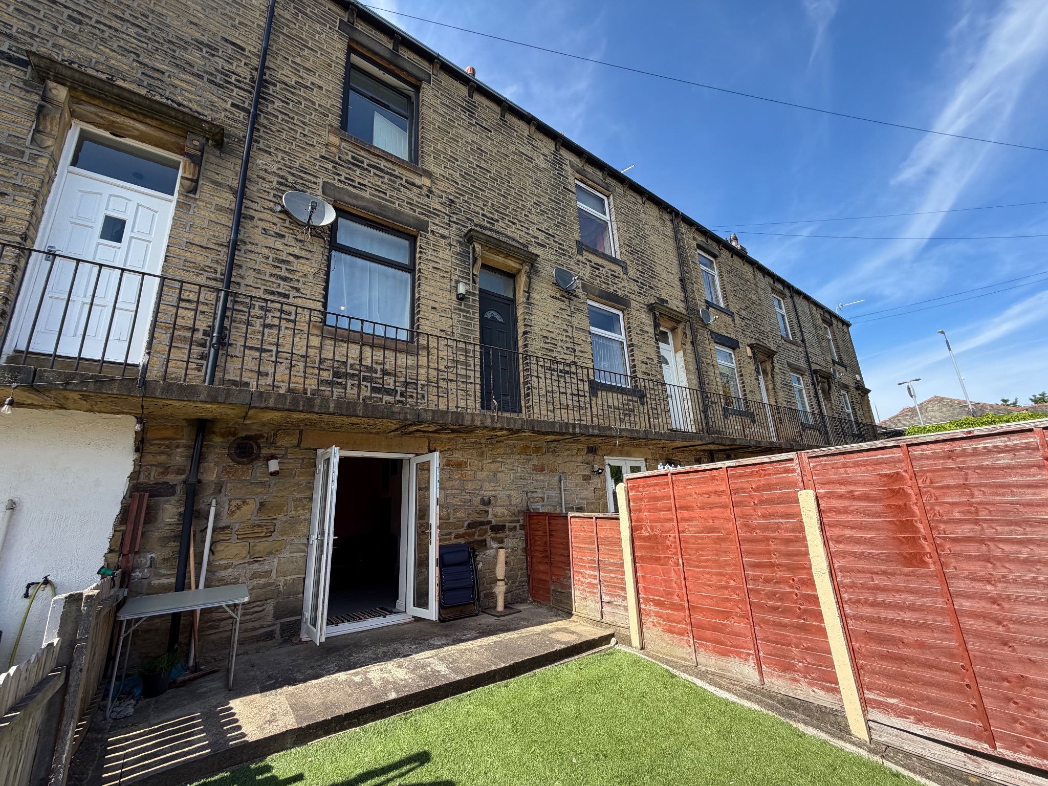 2 bedroom mid terraced house For Sale in Sowerby Bridge - Photograph 20.