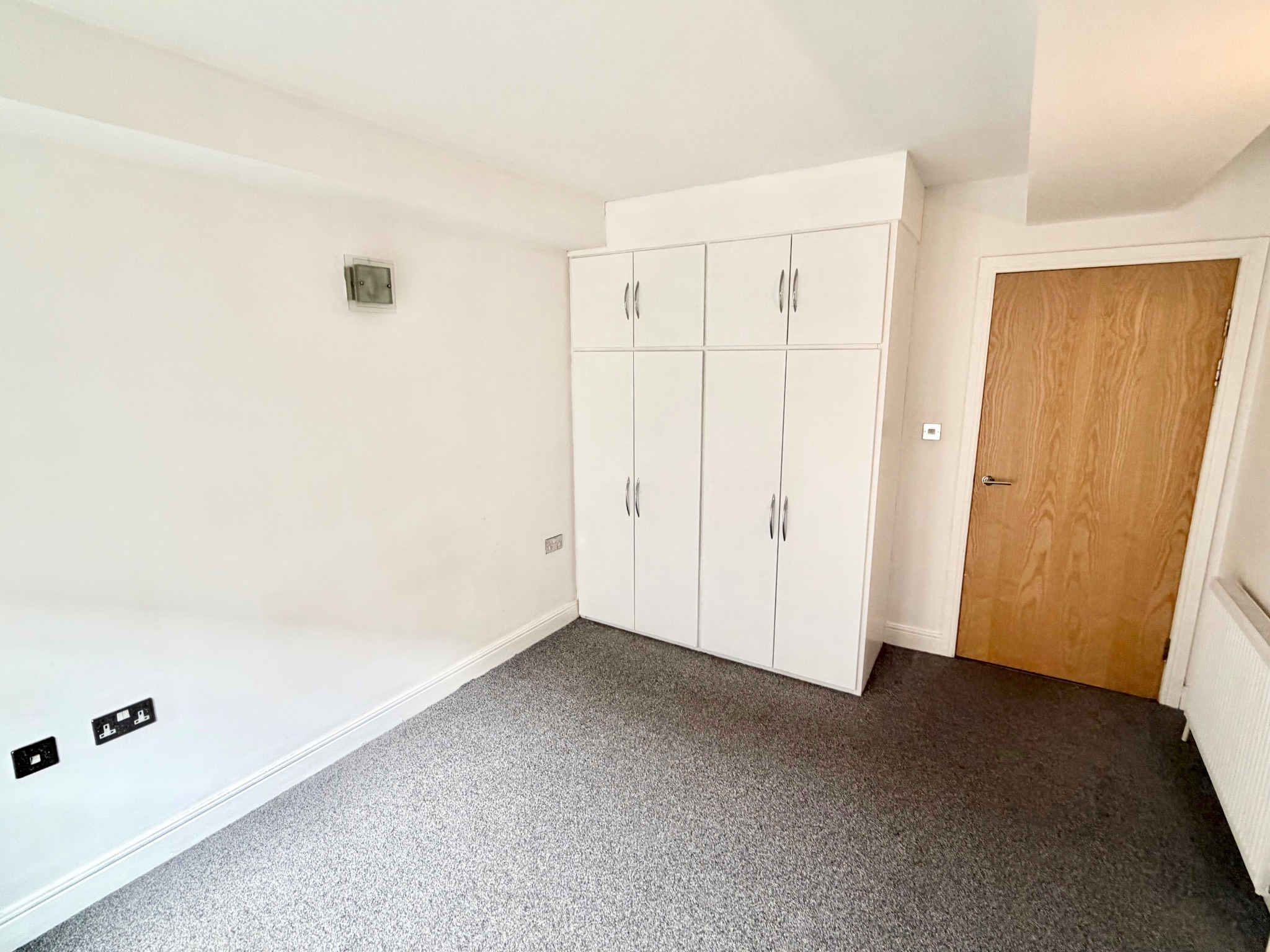 2 bedroom apartment flat/apartment For Sale in Sowerby Bridge - Photograph 12.
