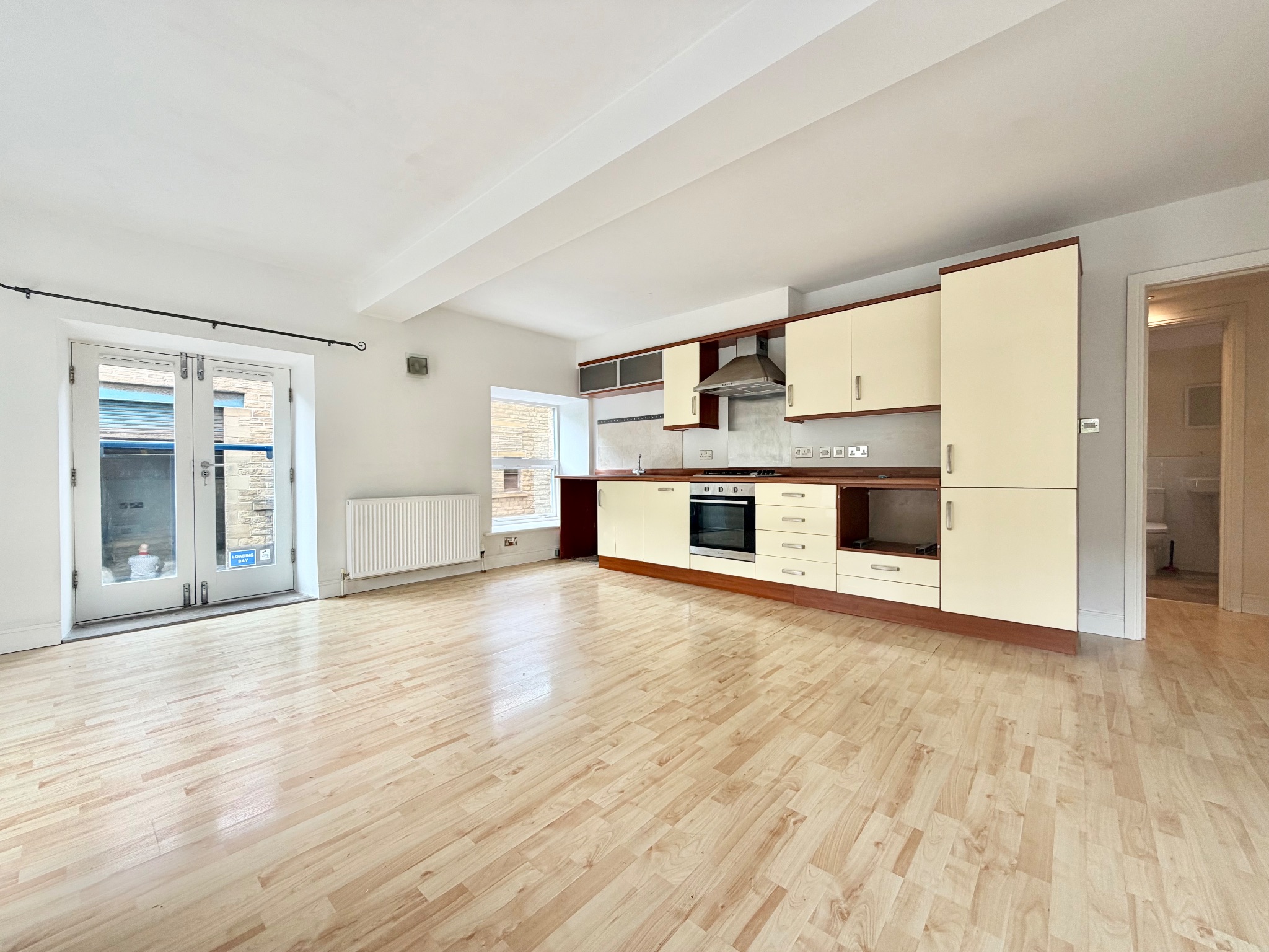 2 bedroom apartment flat/apartment For Sale in Sowerby Bridge - Photograph 5.