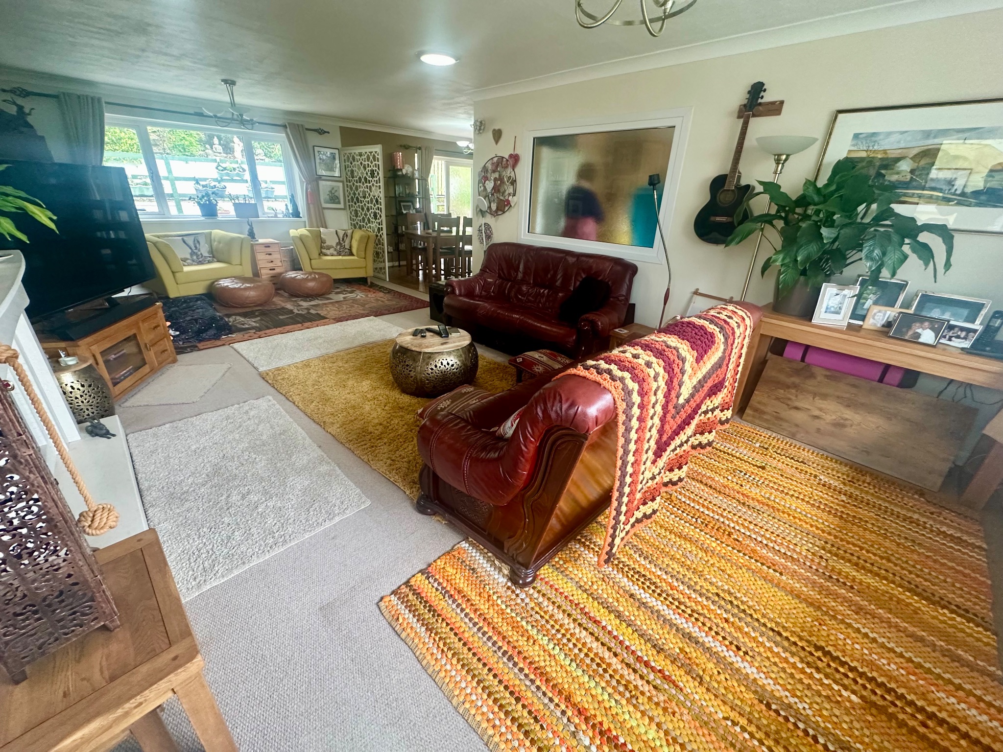 4 bedroom detached bungalow For Sale in Hebden Bridge - Photograph 5.