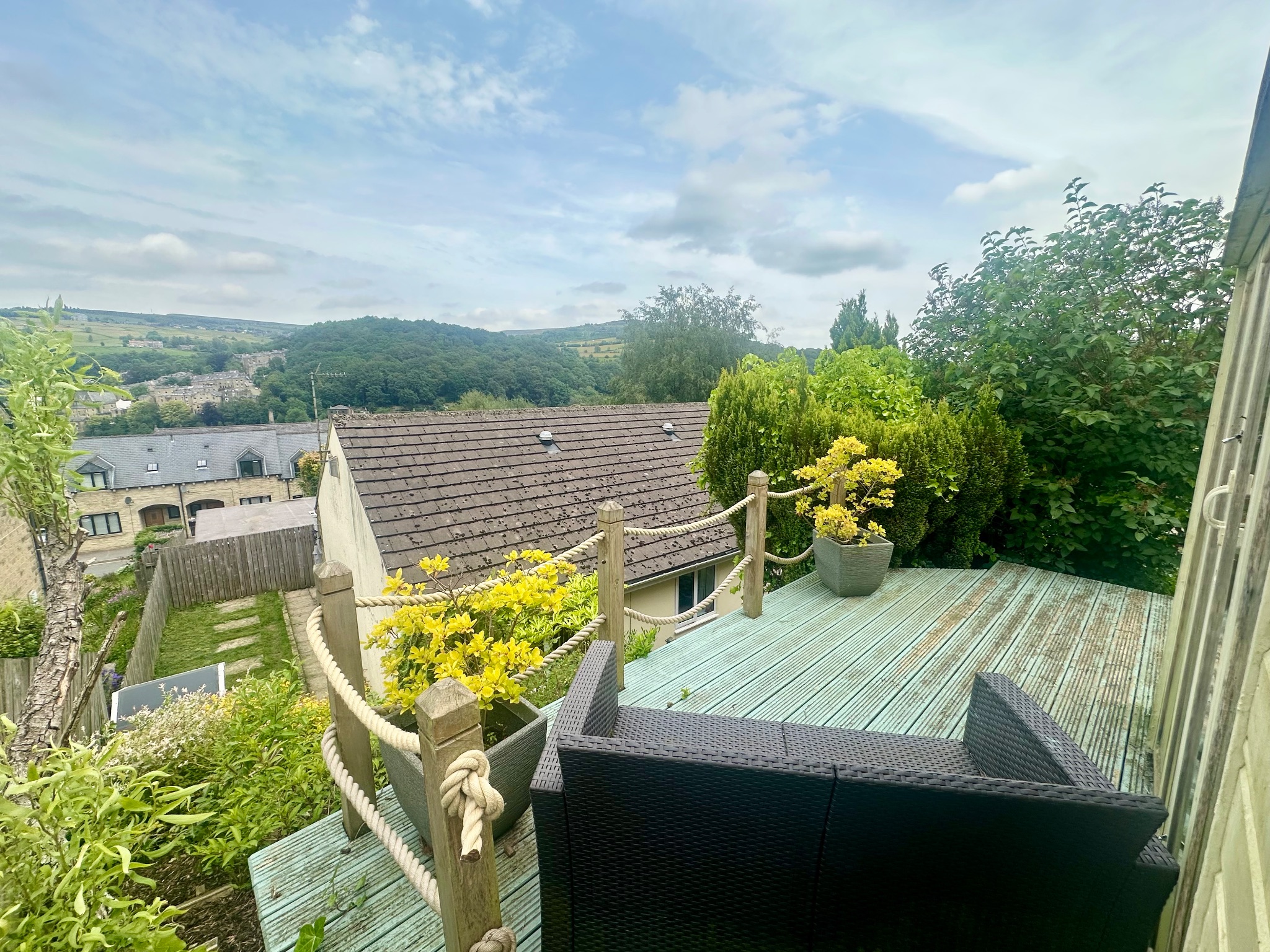 4 bedroom detached bungalow For Sale in Hebden Bridge - Photograph 27.